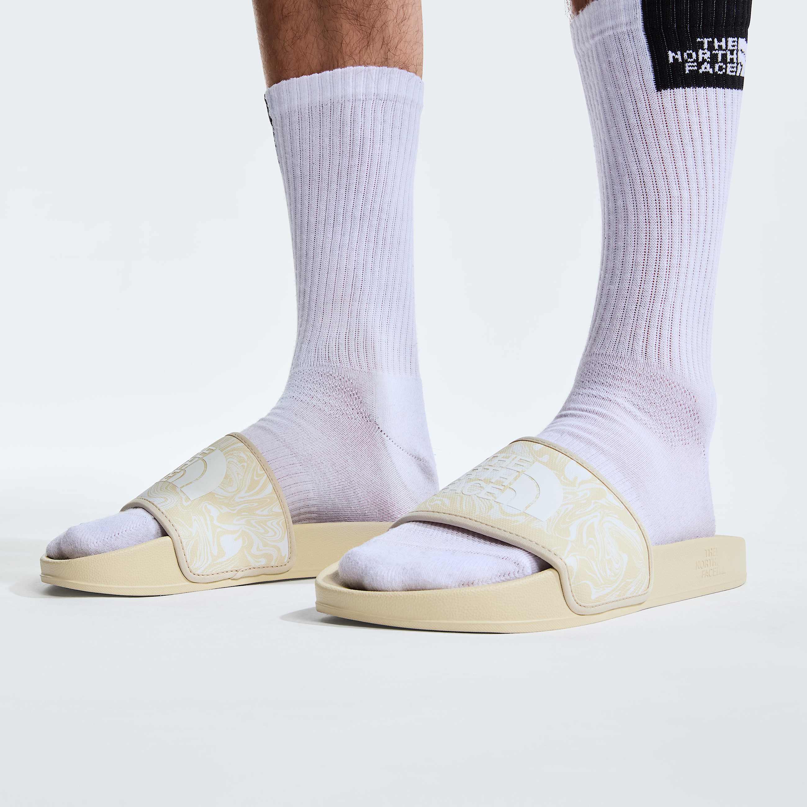 Chanclas Base Camp III para hombre TNF Desert StoneWhite Dune ALT2