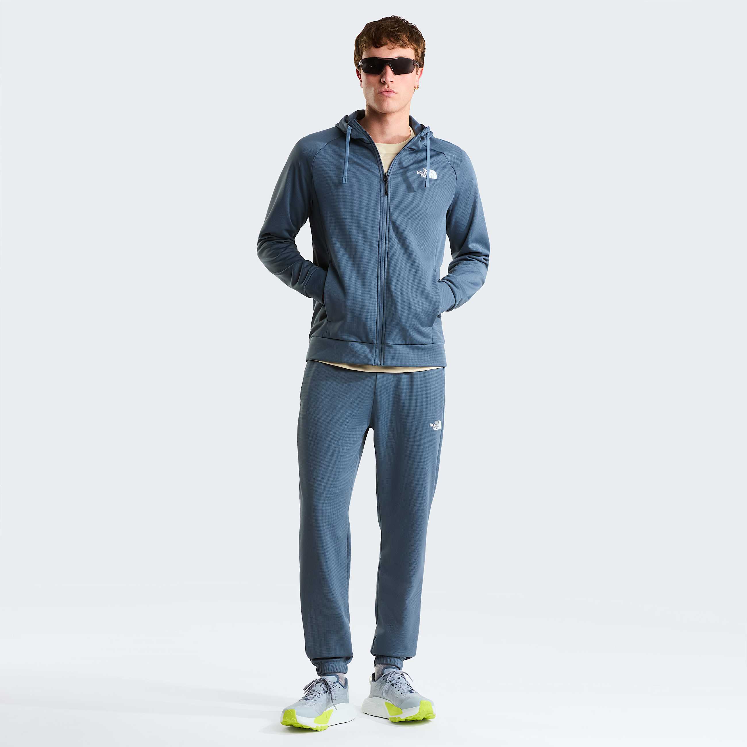 Mens Reaxion 20 Joggers TNF Granite Grey Dark Heather ALT1