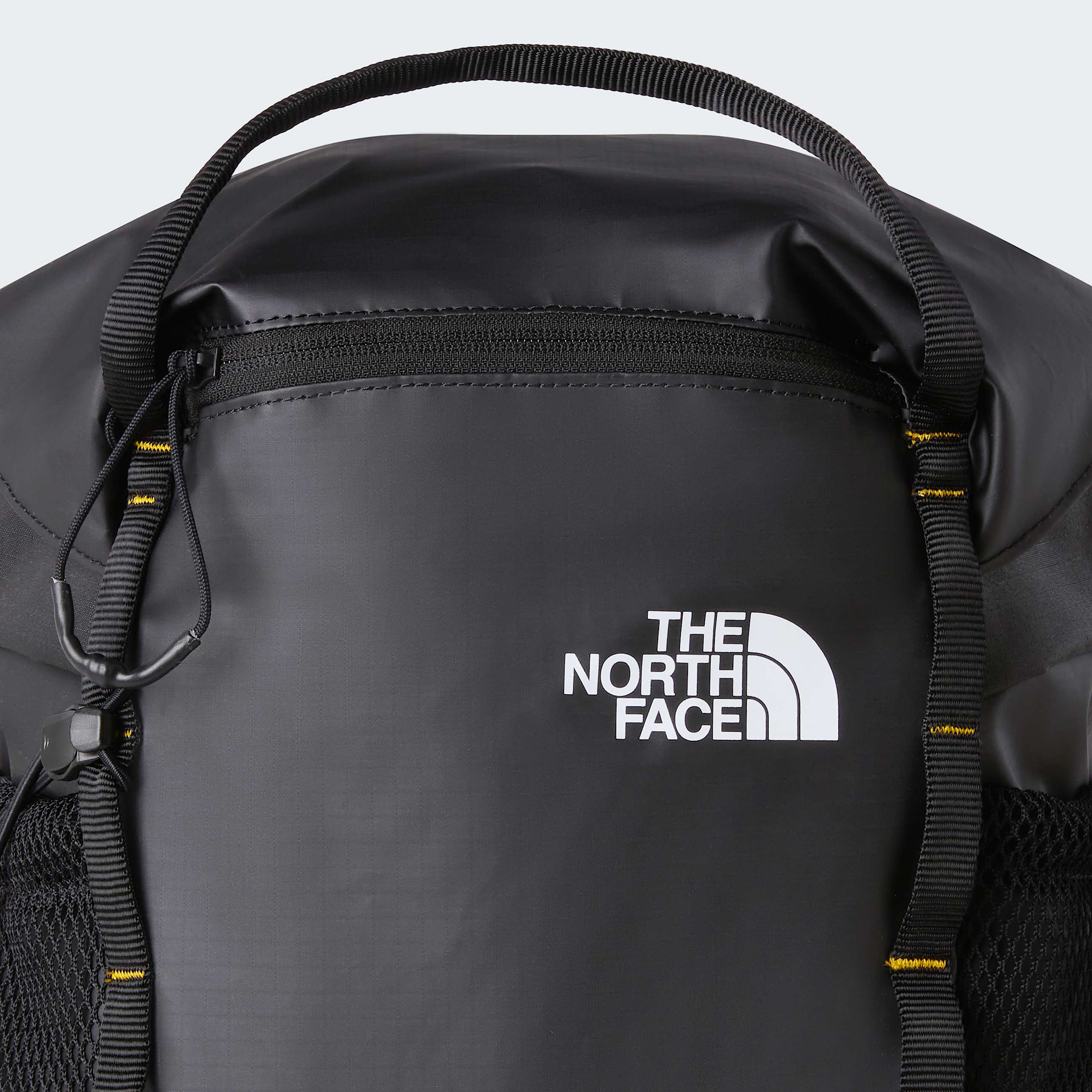 Universal Daypack 20L TNF ALT3