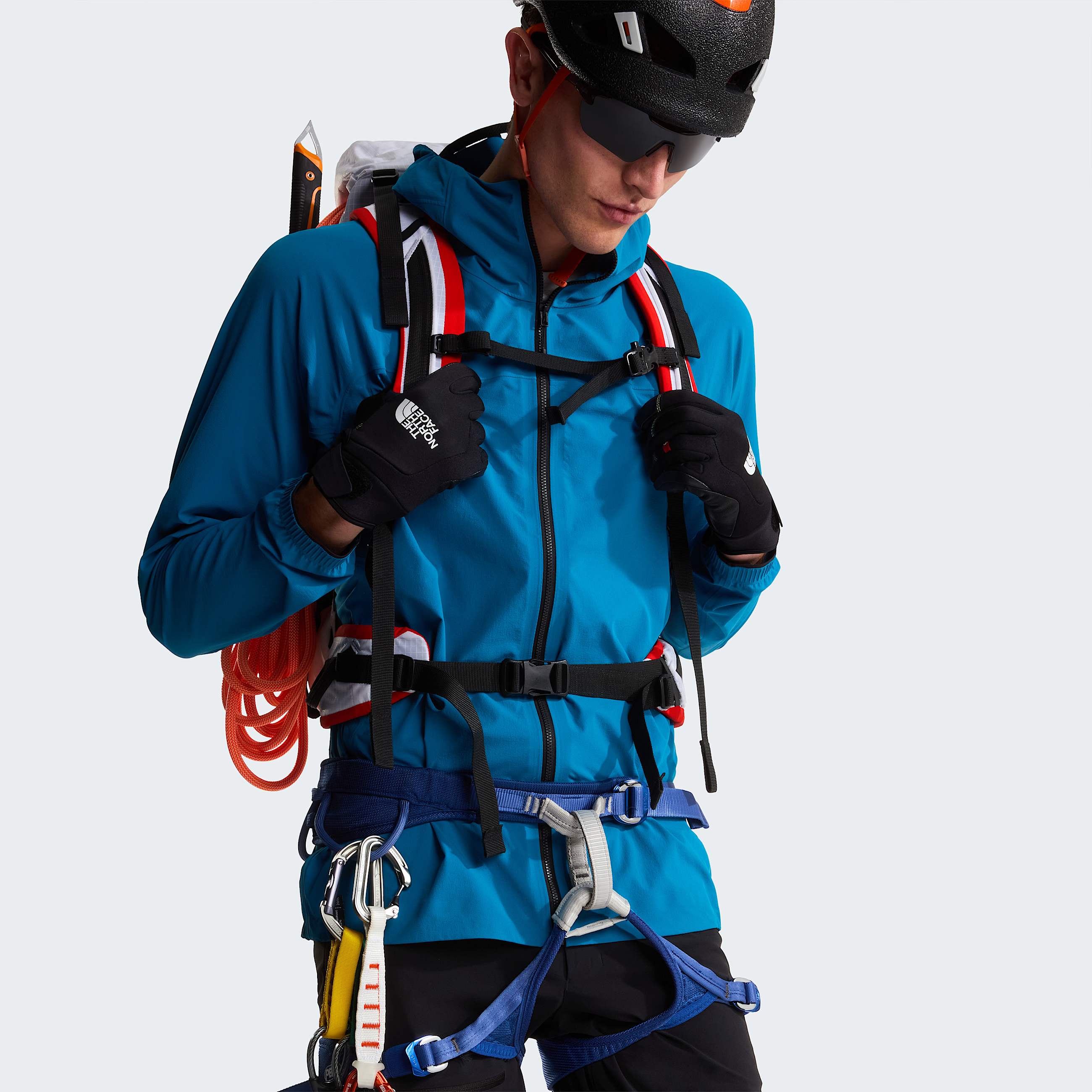 Summit Off Width Trousers M TNF ALT10