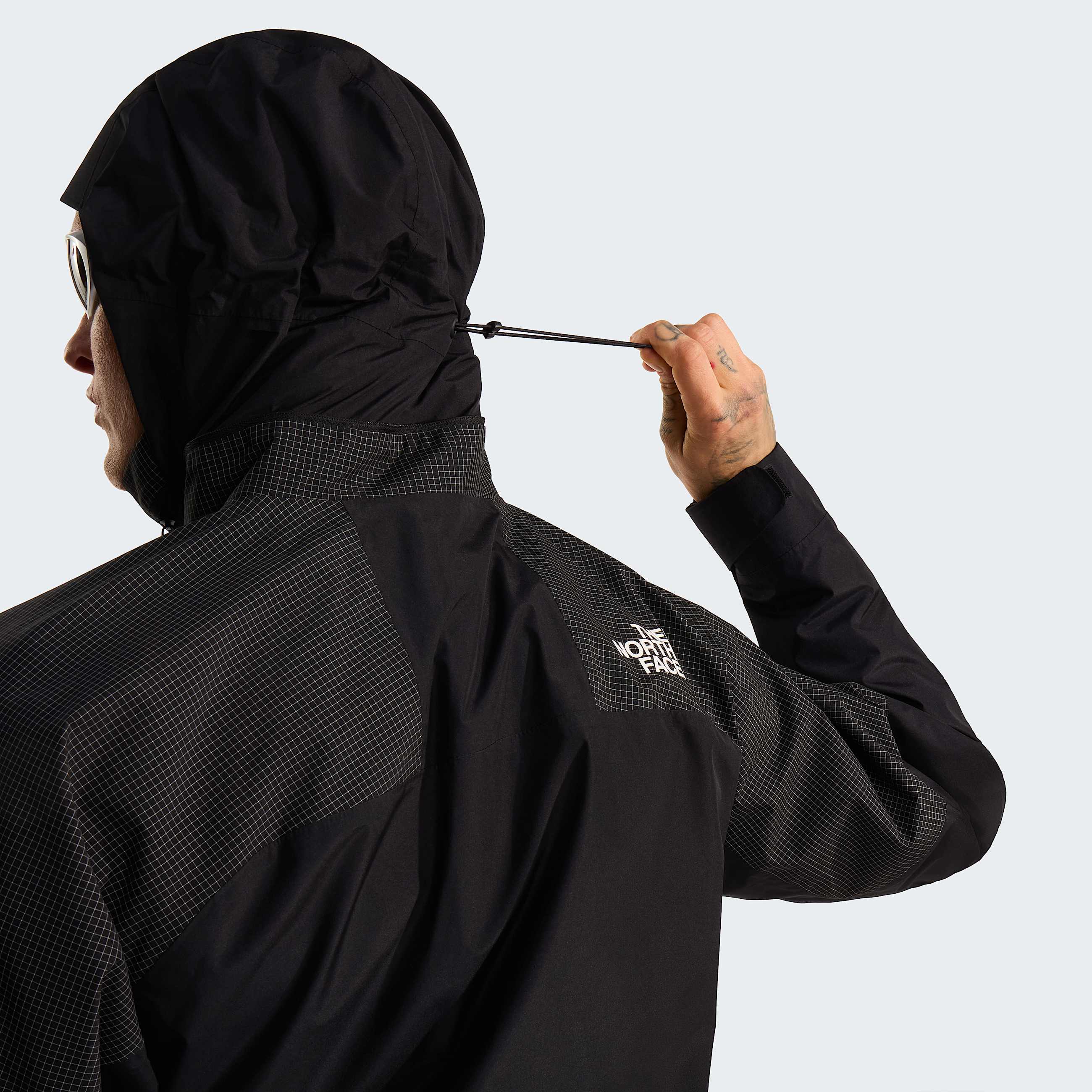 Womens Hike Devils Thumb GORETEX Jacket TNF ALT6