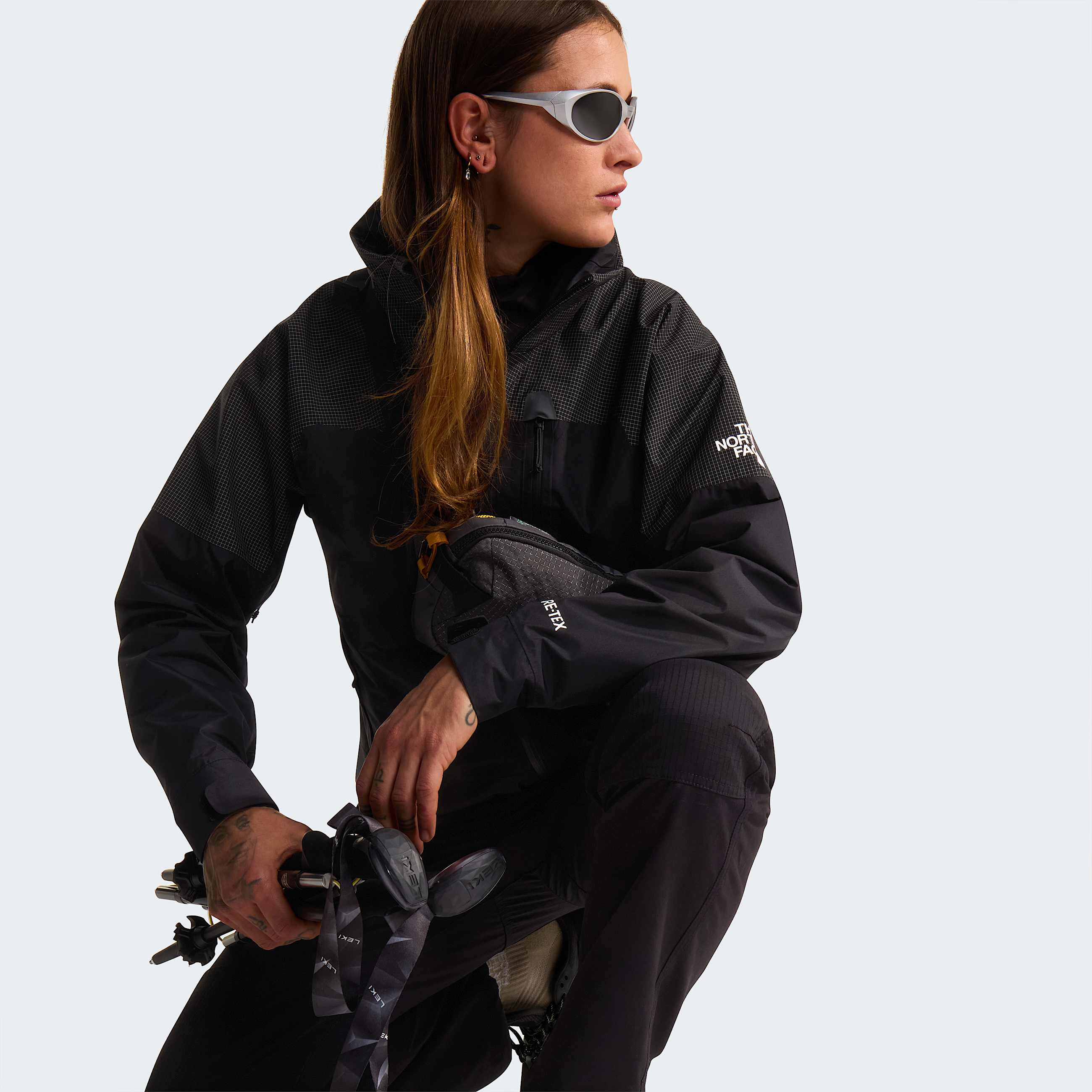 Womens Hike Devils Thumb GORETEX Jacket TNF ALT11