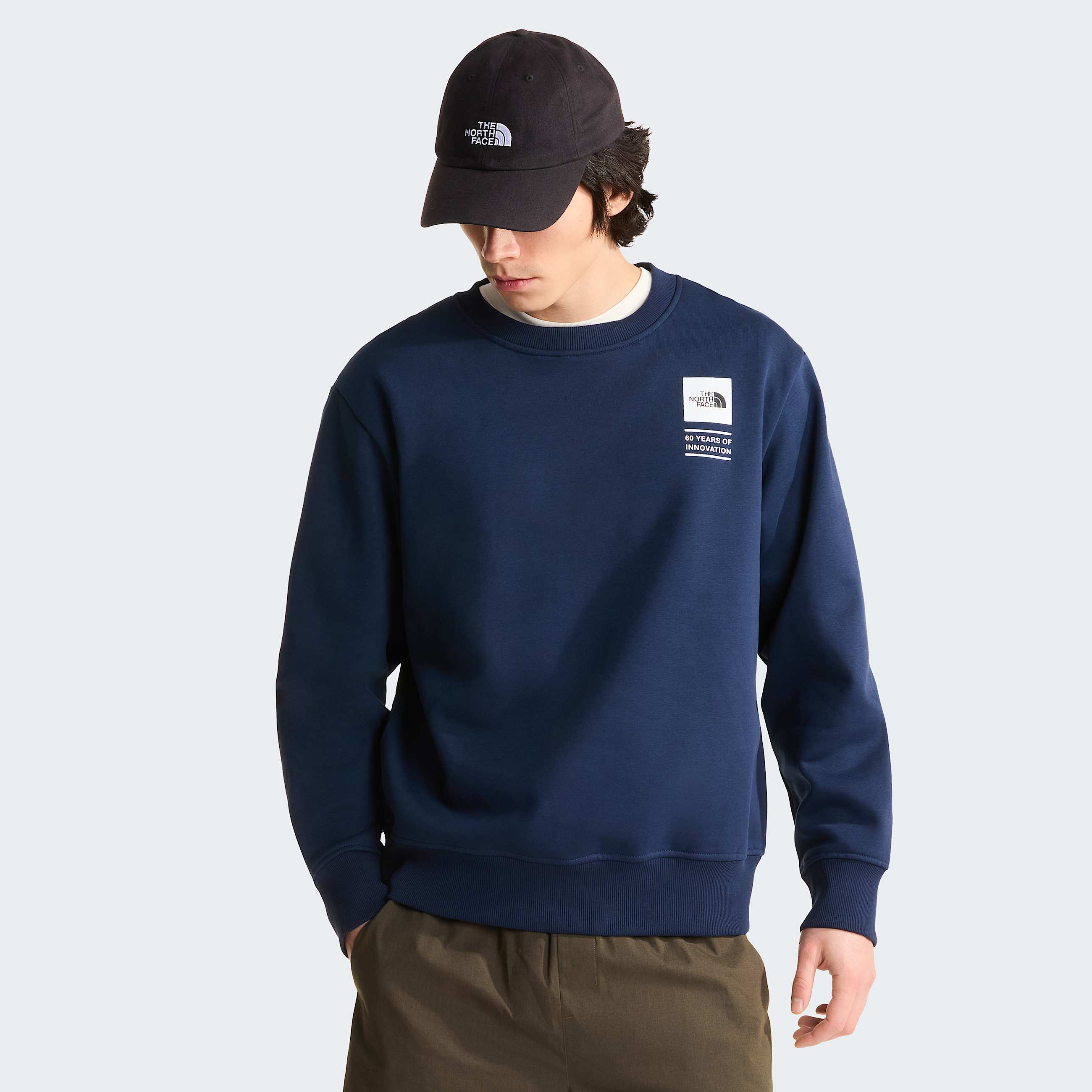 TNF Celebration Avslappnad Grafisk Sweatshirt Unisex TNF ALT3