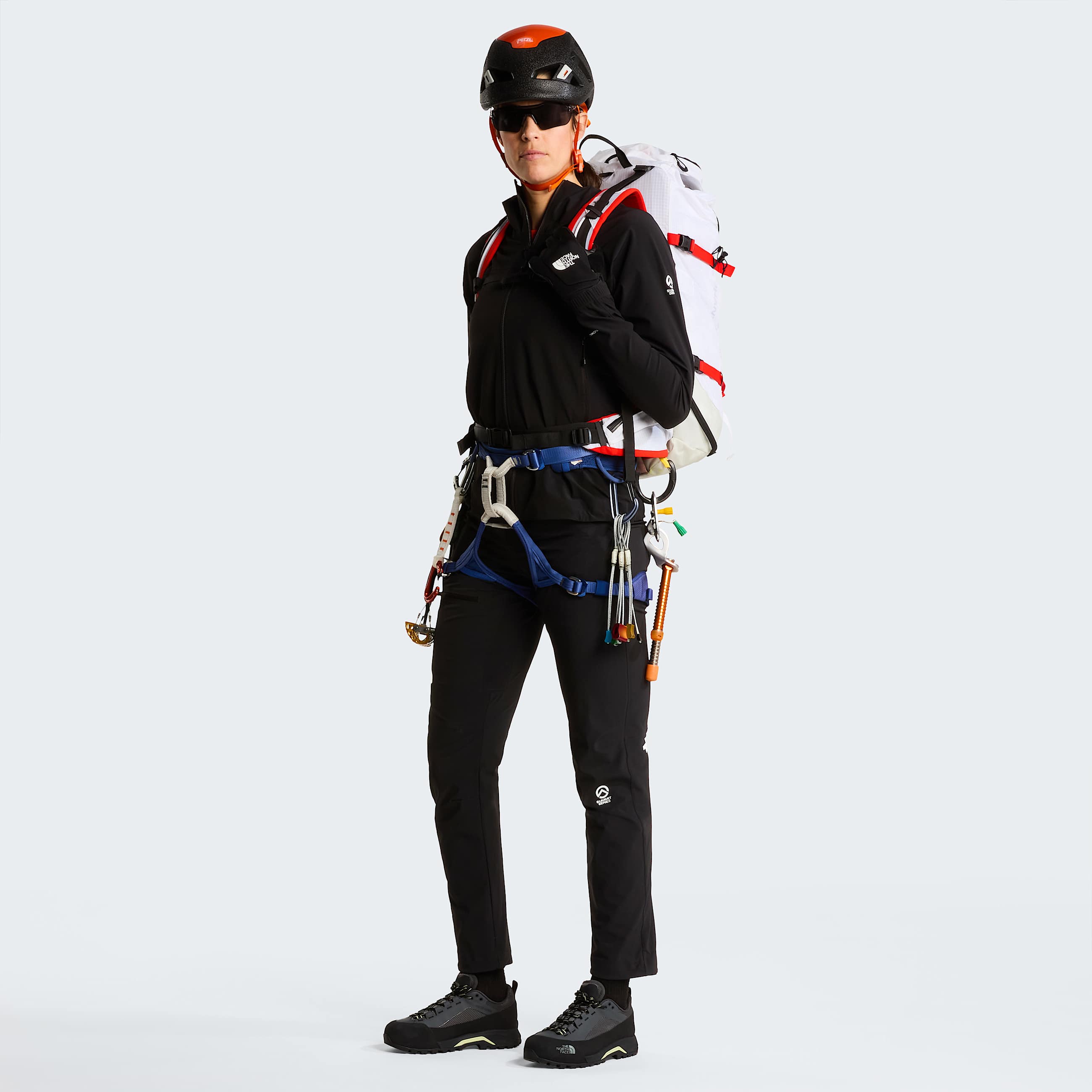 Summit Off Width Jacket W TNF ALT5