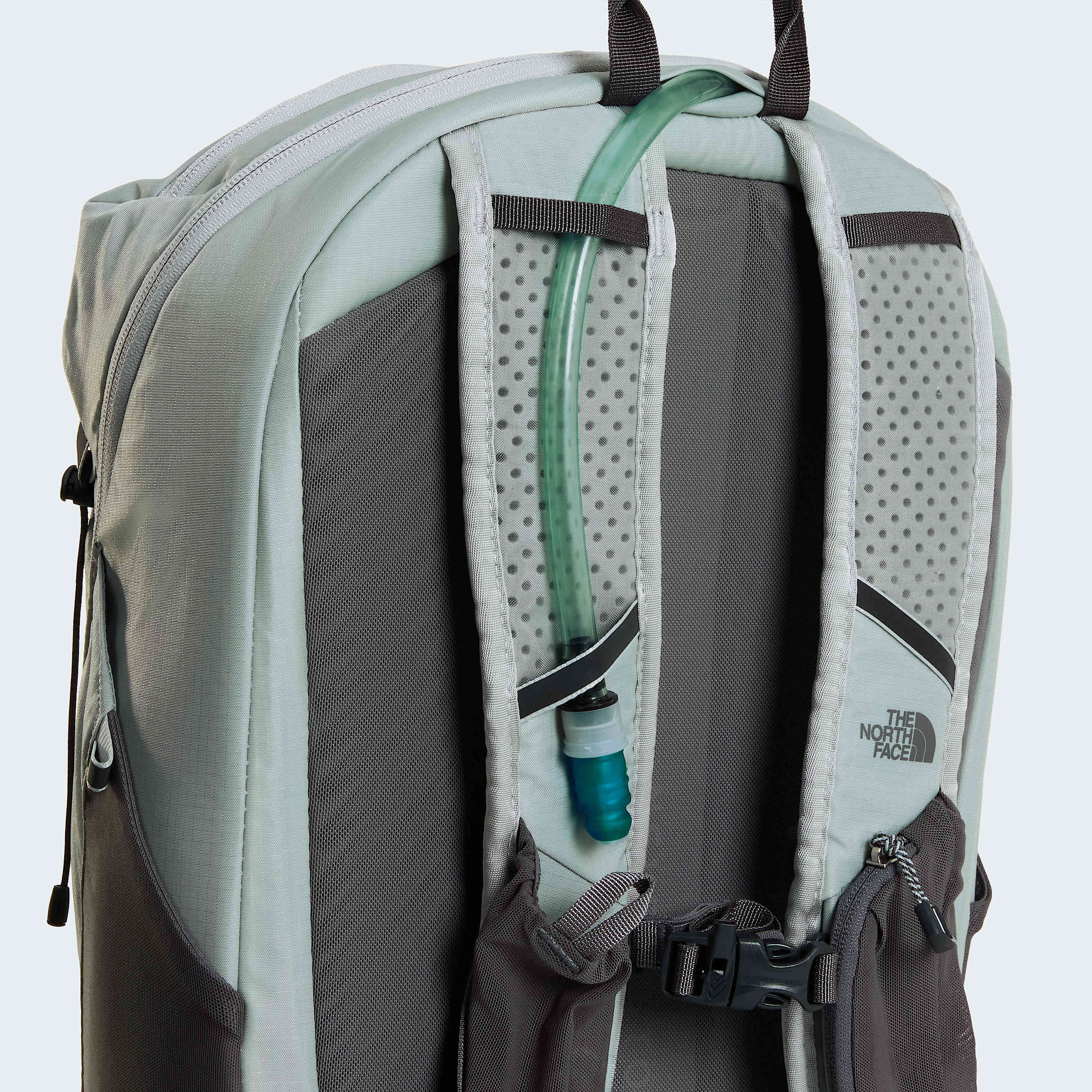 Borealis Trail Backpack TNF High Rise GreySmoked Pearl ALT6