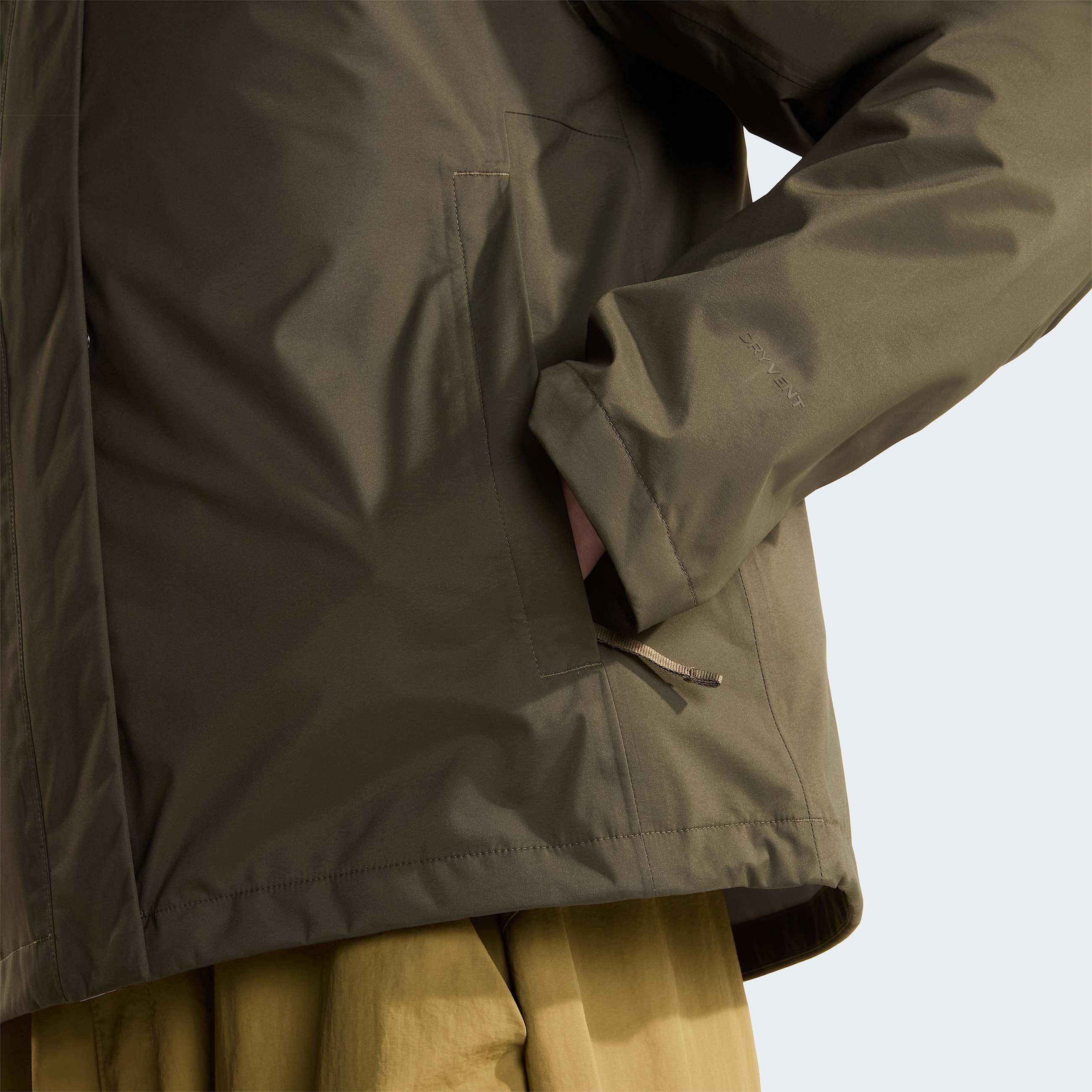 Voyage Rain 3L Hooded Jacket W TNF ALT7