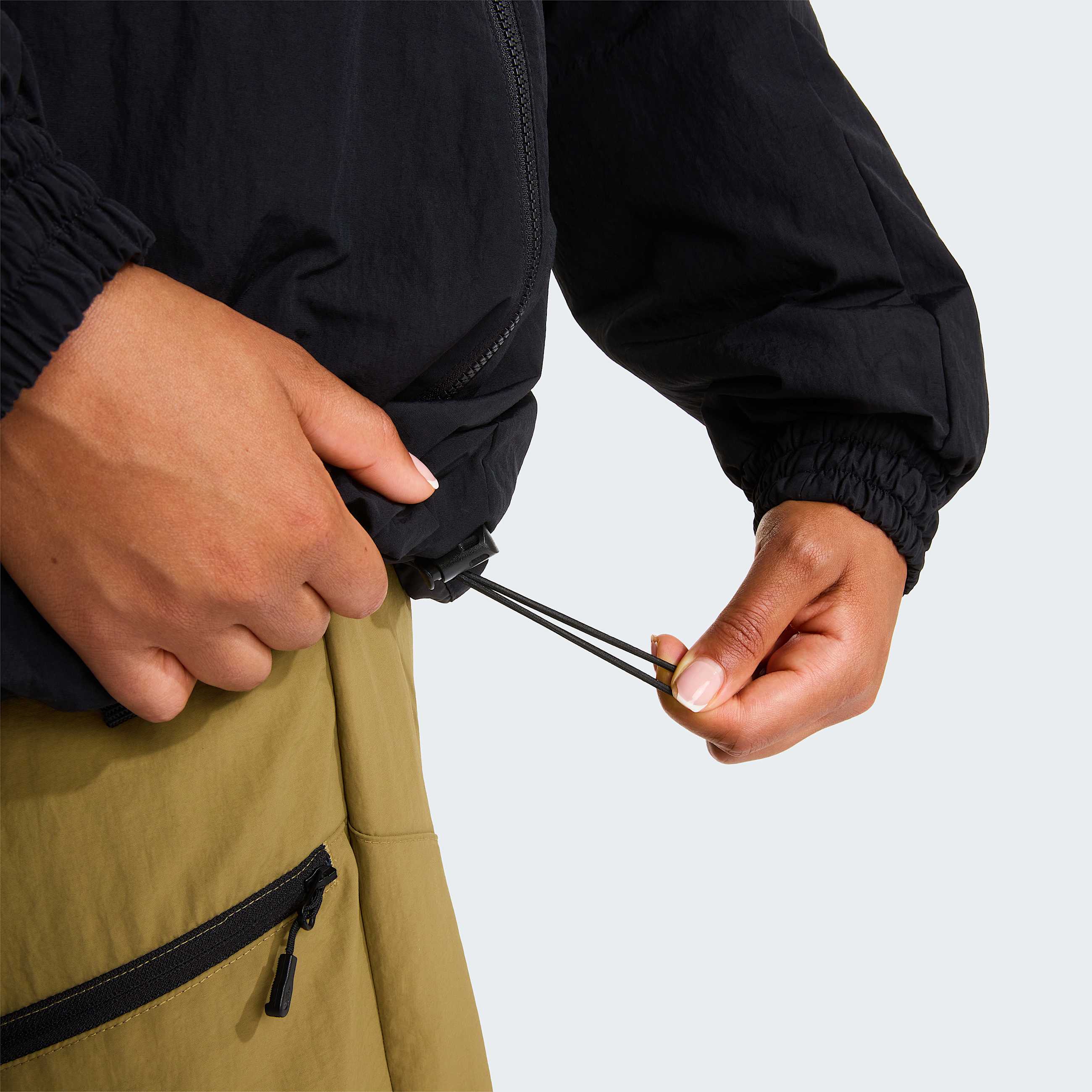 Gesoleerde NSE Lightbomberjas Uniseks TNF TNF Black ALT10