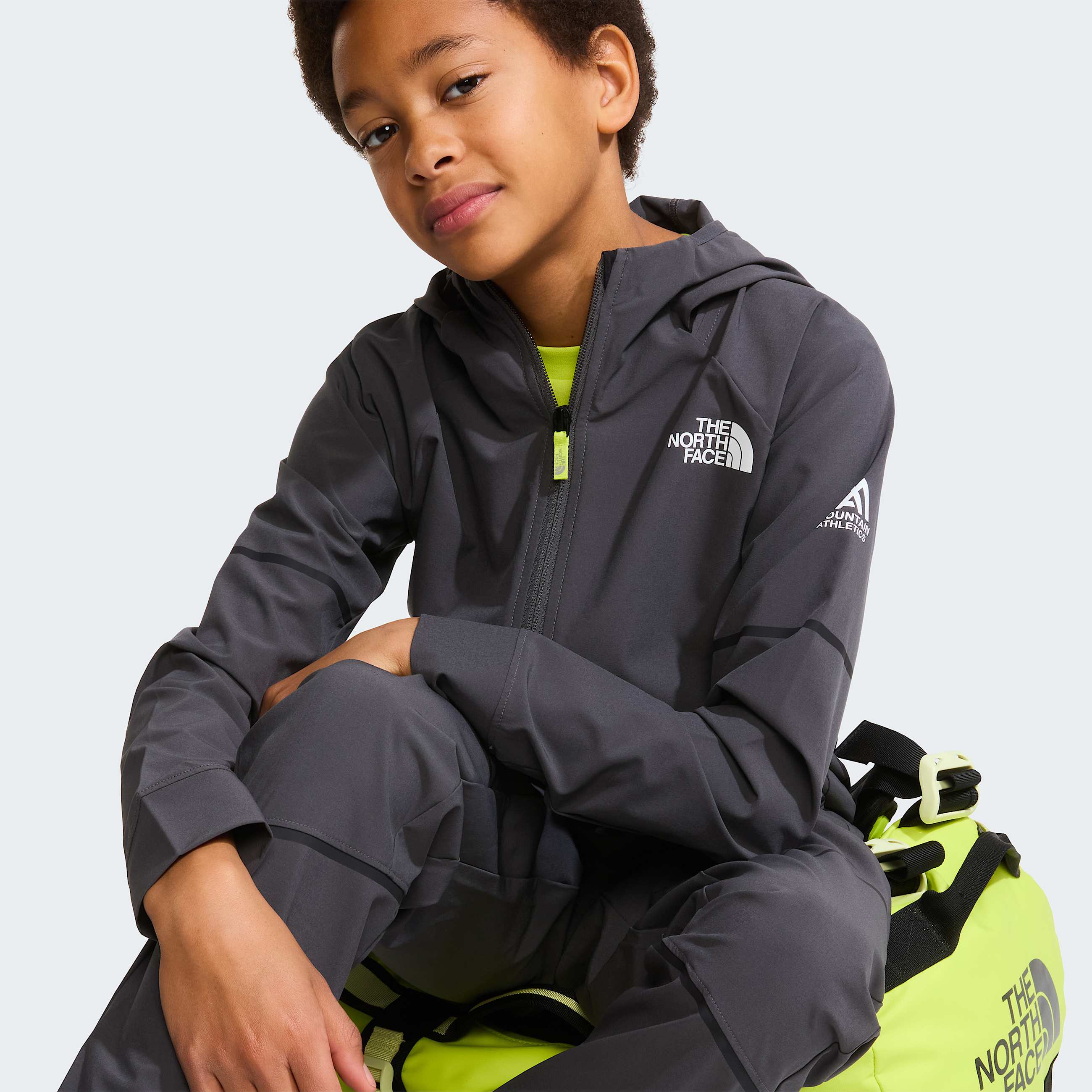 Teens Mountain Athletics Woven Jacket TNF Anthracite Grey ALT7