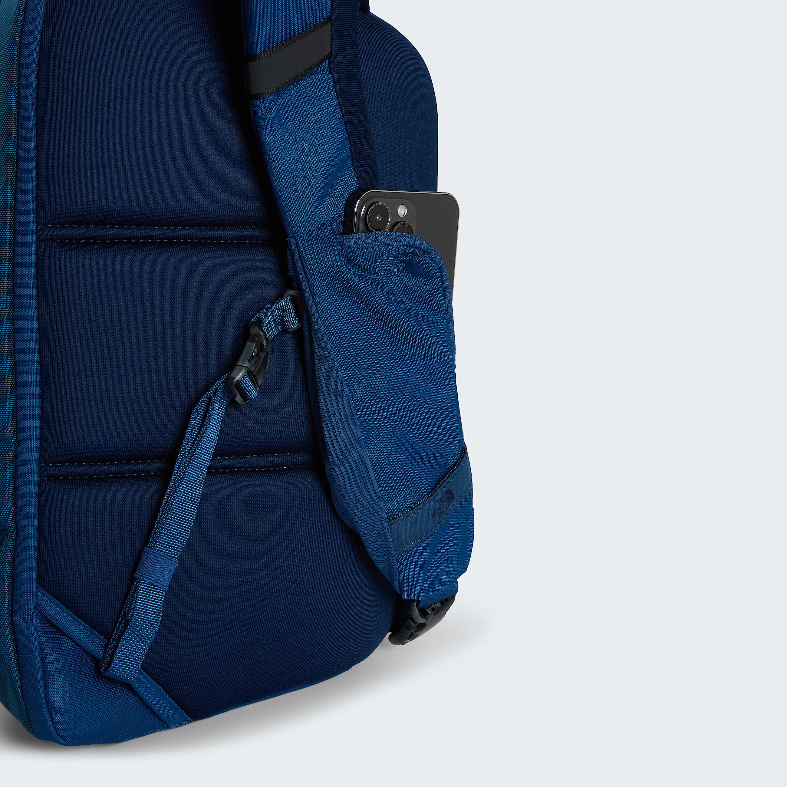 TNF Travel Slingbag TNF ALT3