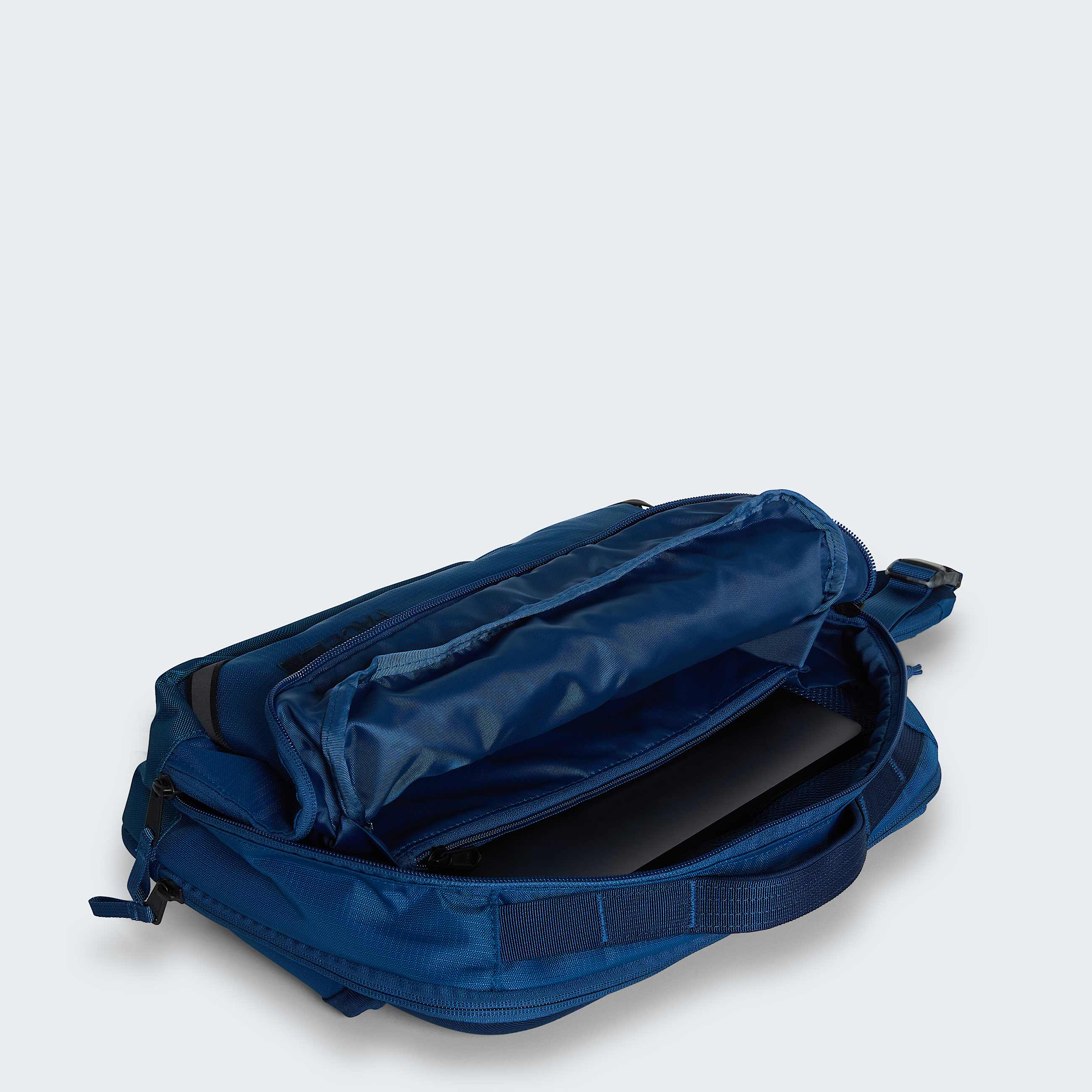 TNF Travel Slingbag TNF ALT4