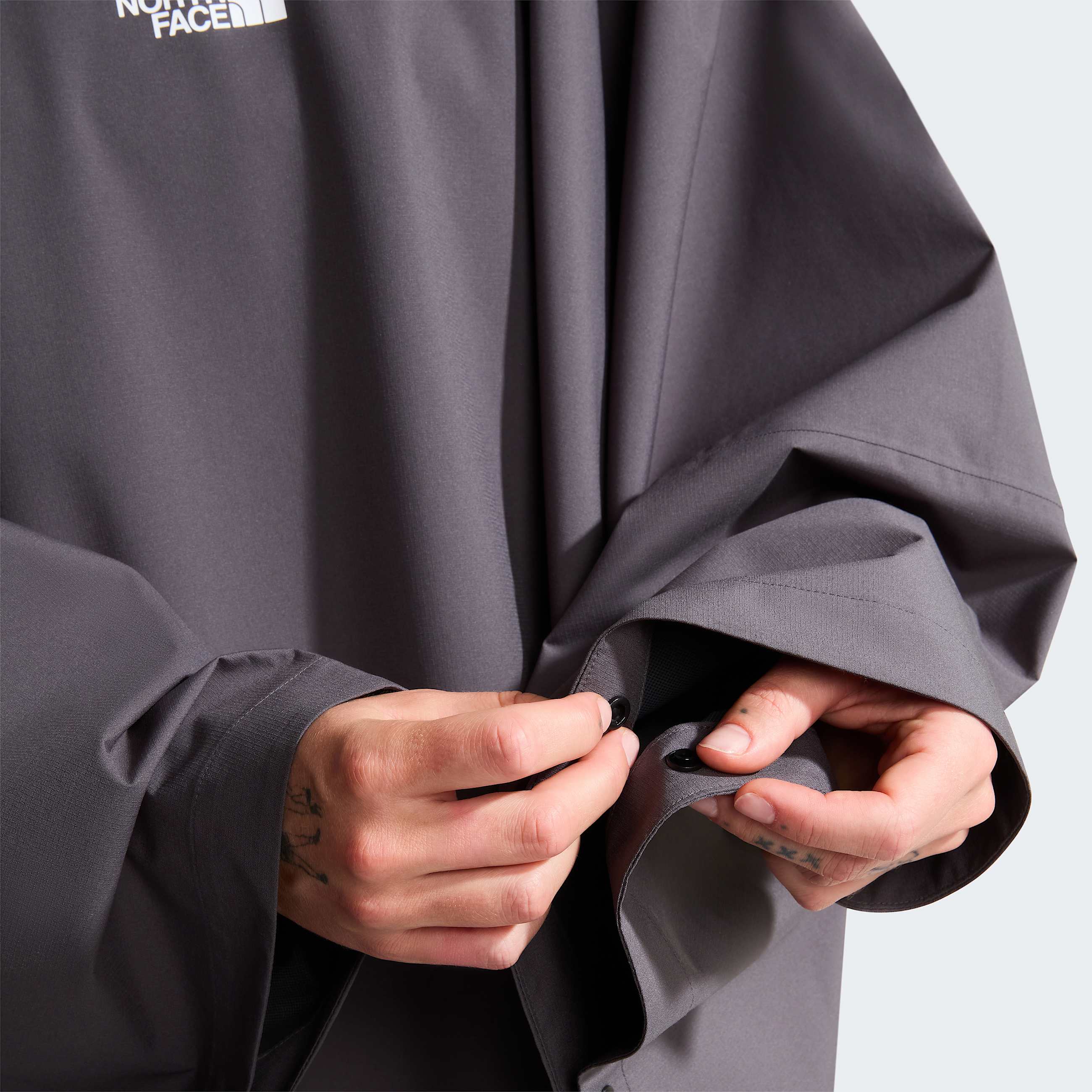 Yoshino Cape Unisex TNF ALT8