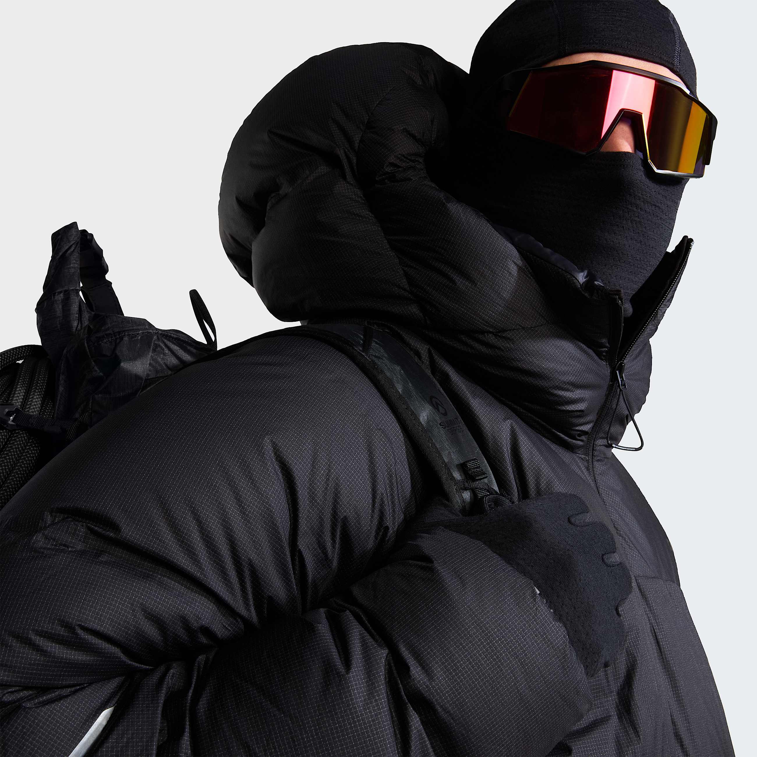 Parka Summit Cloud Down AMK unisex TNF ALT11