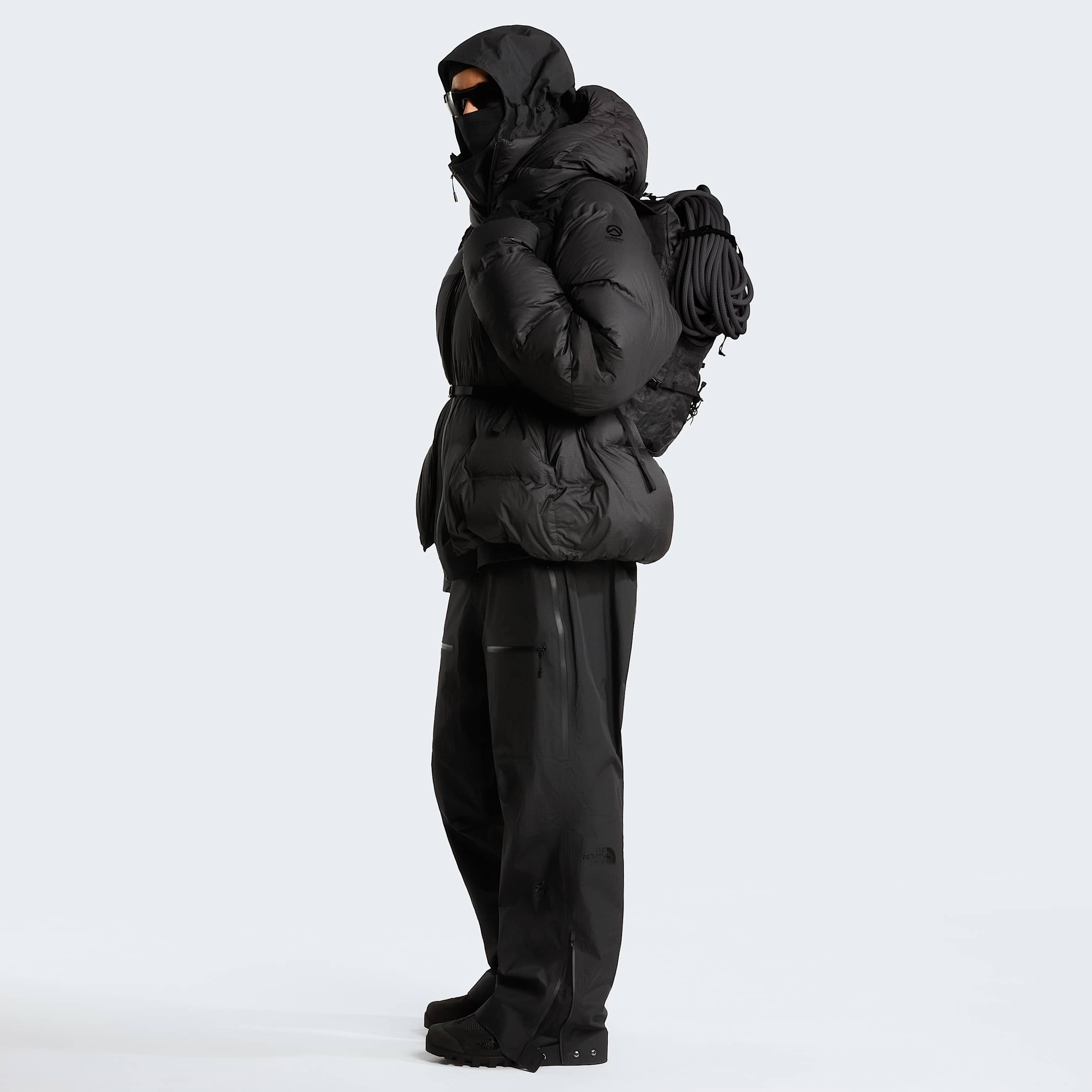 Parka Summit Cloud Down AMK unisex TNF ALT13
