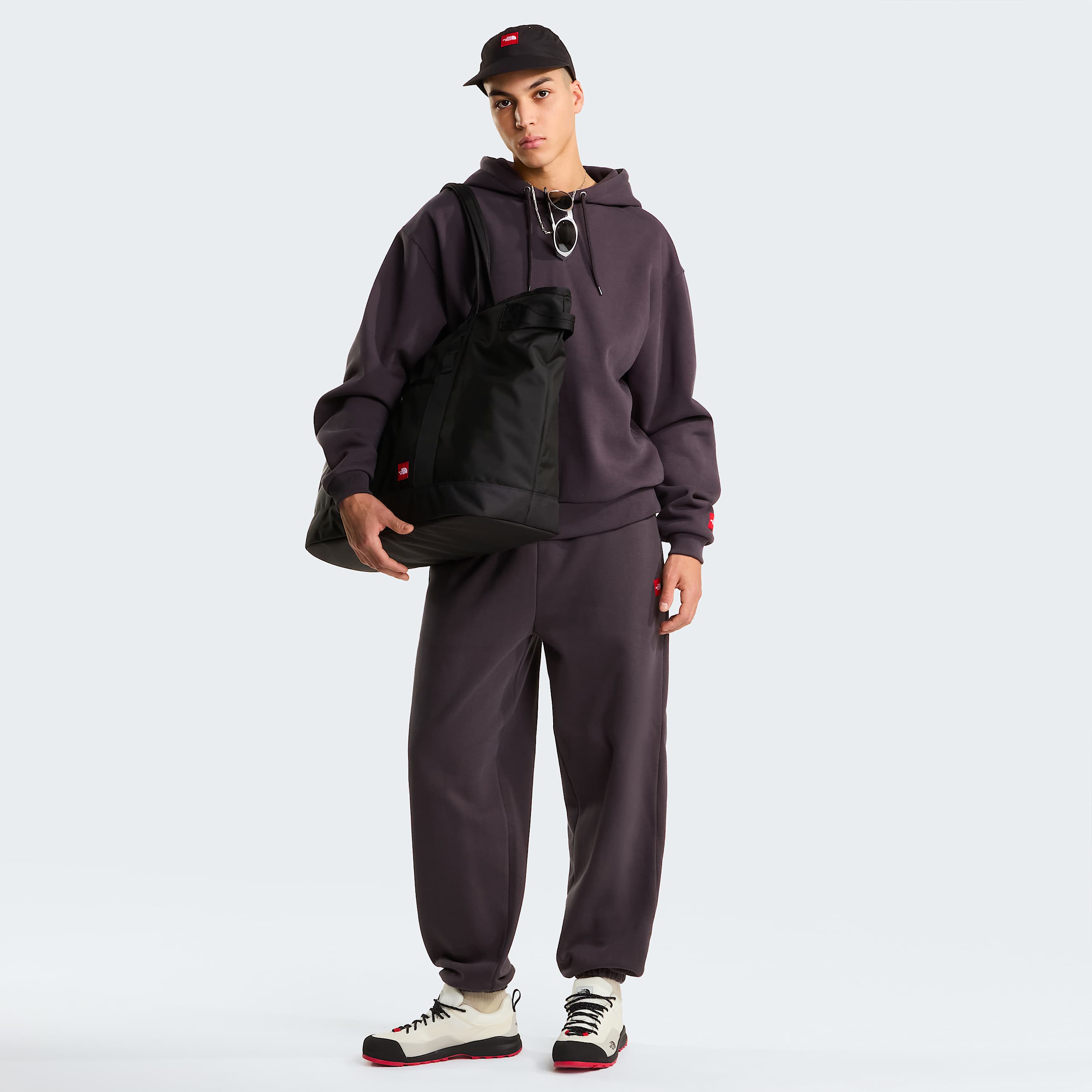 Red Box Hoodie M TNF ALT3