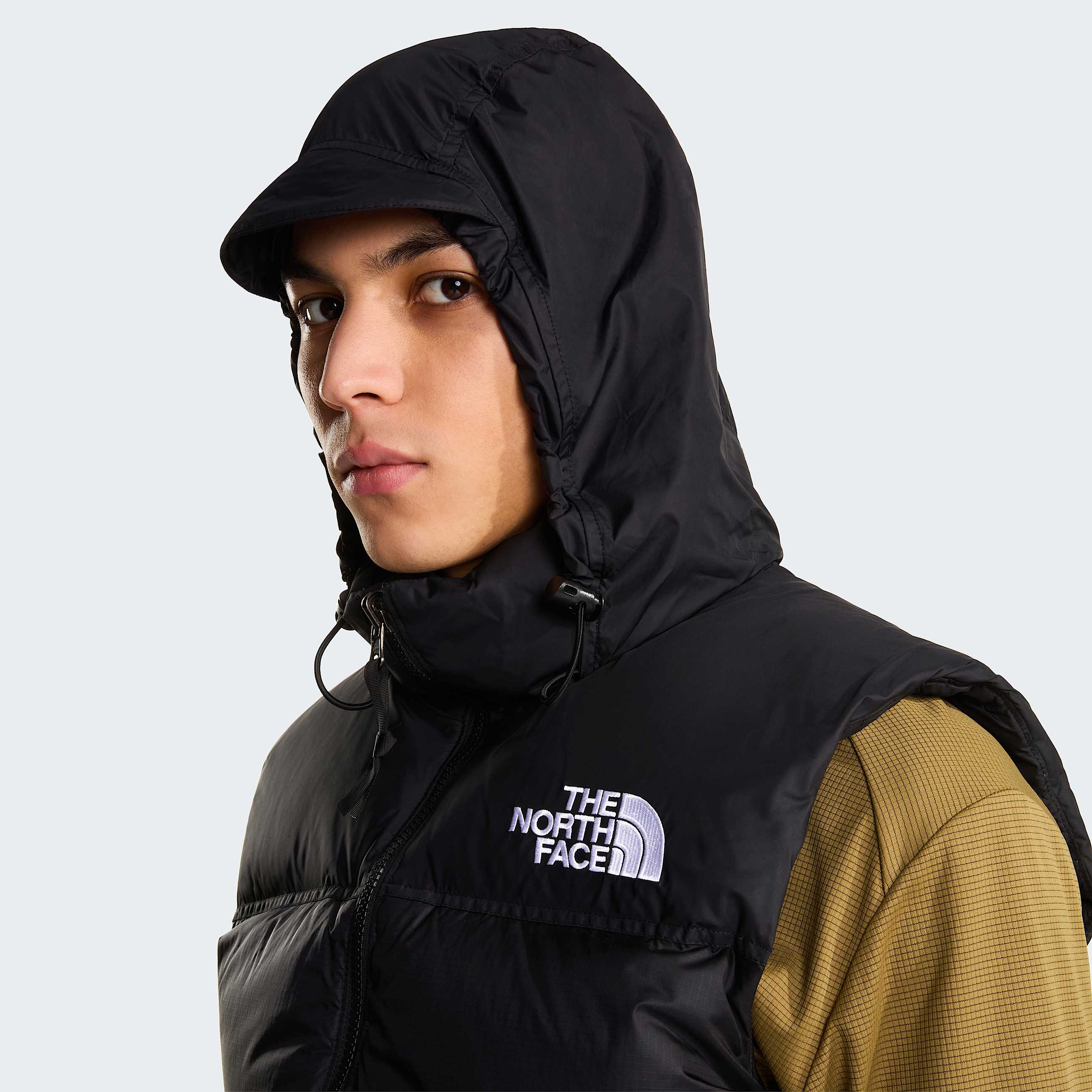 Mens 1996 Retro Nuptse Gilet TNF TNF BlackRecycled Down ALT5