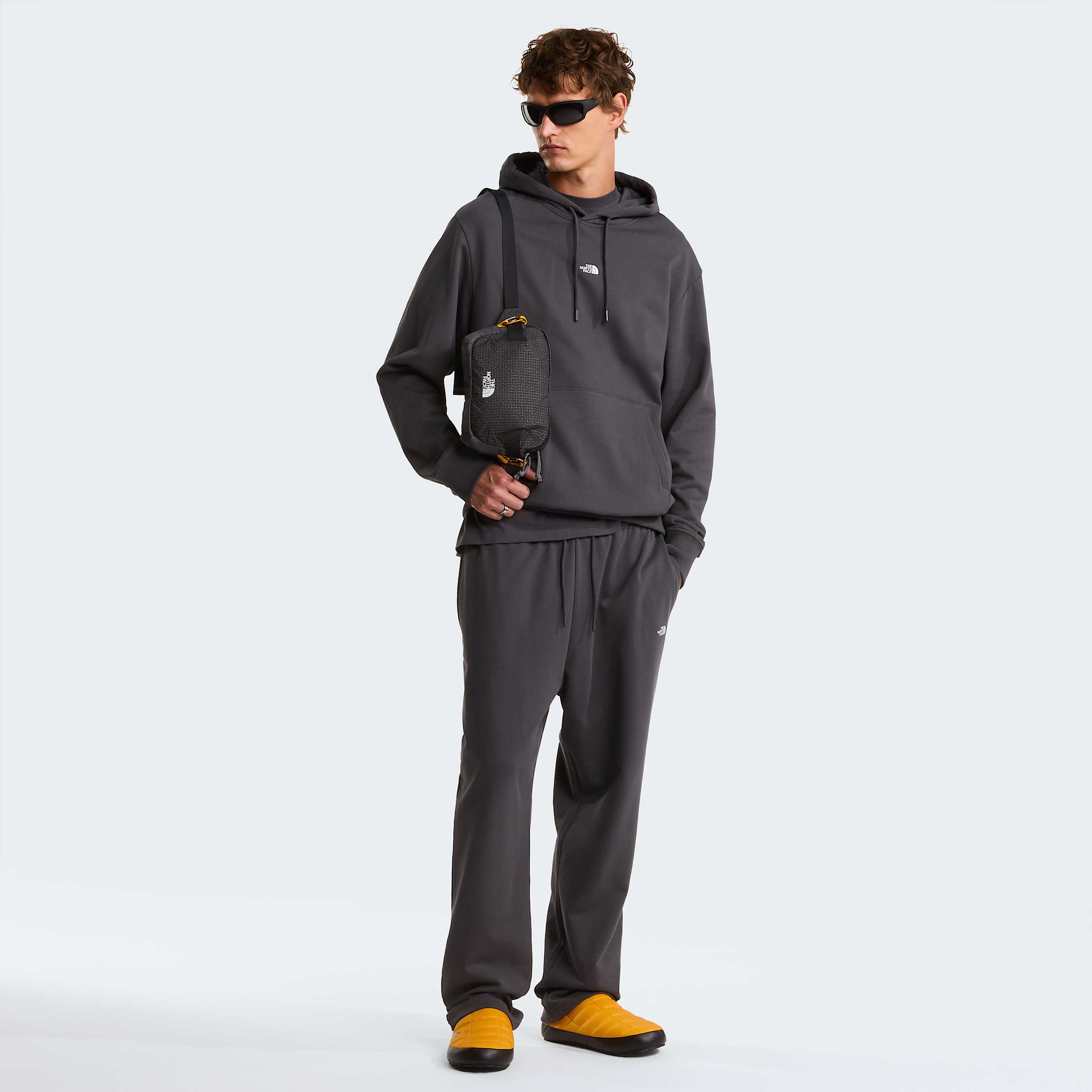 Mens ThermoBall V Traction Mules TNF Summit GoldTNF Black ALT3