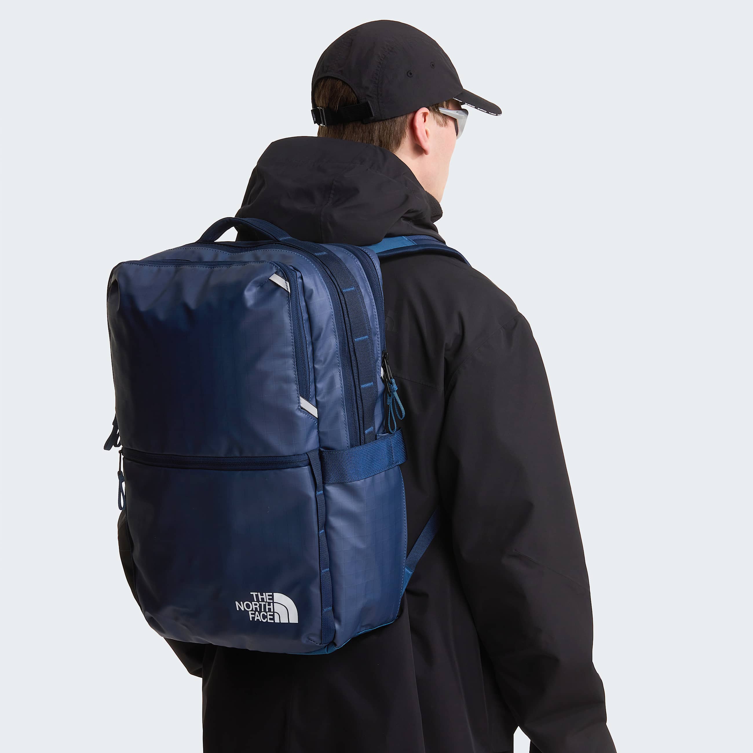 Base Camp Voyager Daypack TNF Shady BlueSummit Navy ALT1