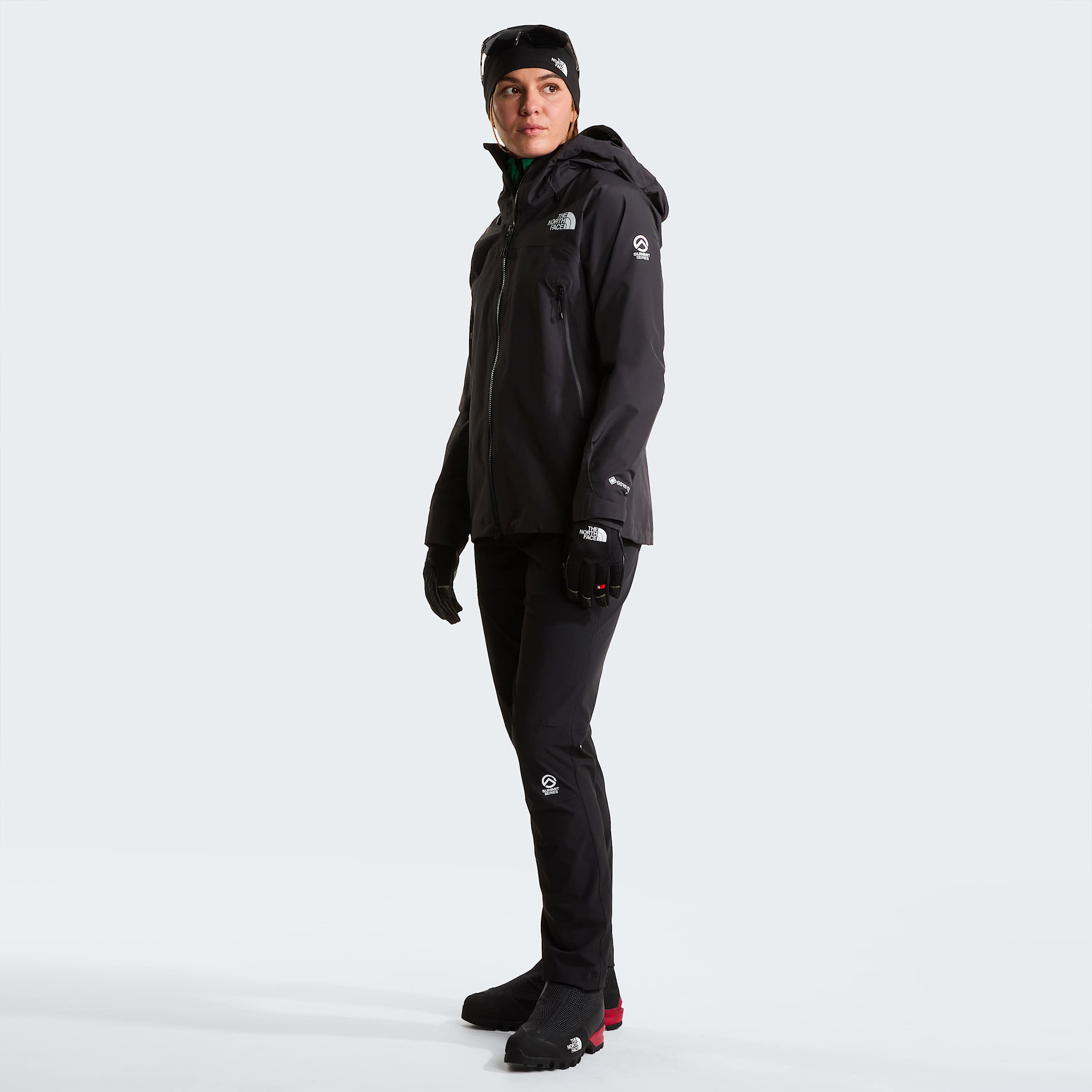 Womens Summit Cayesh GORETEX Pro Jacket TNF TNF Black ALT1