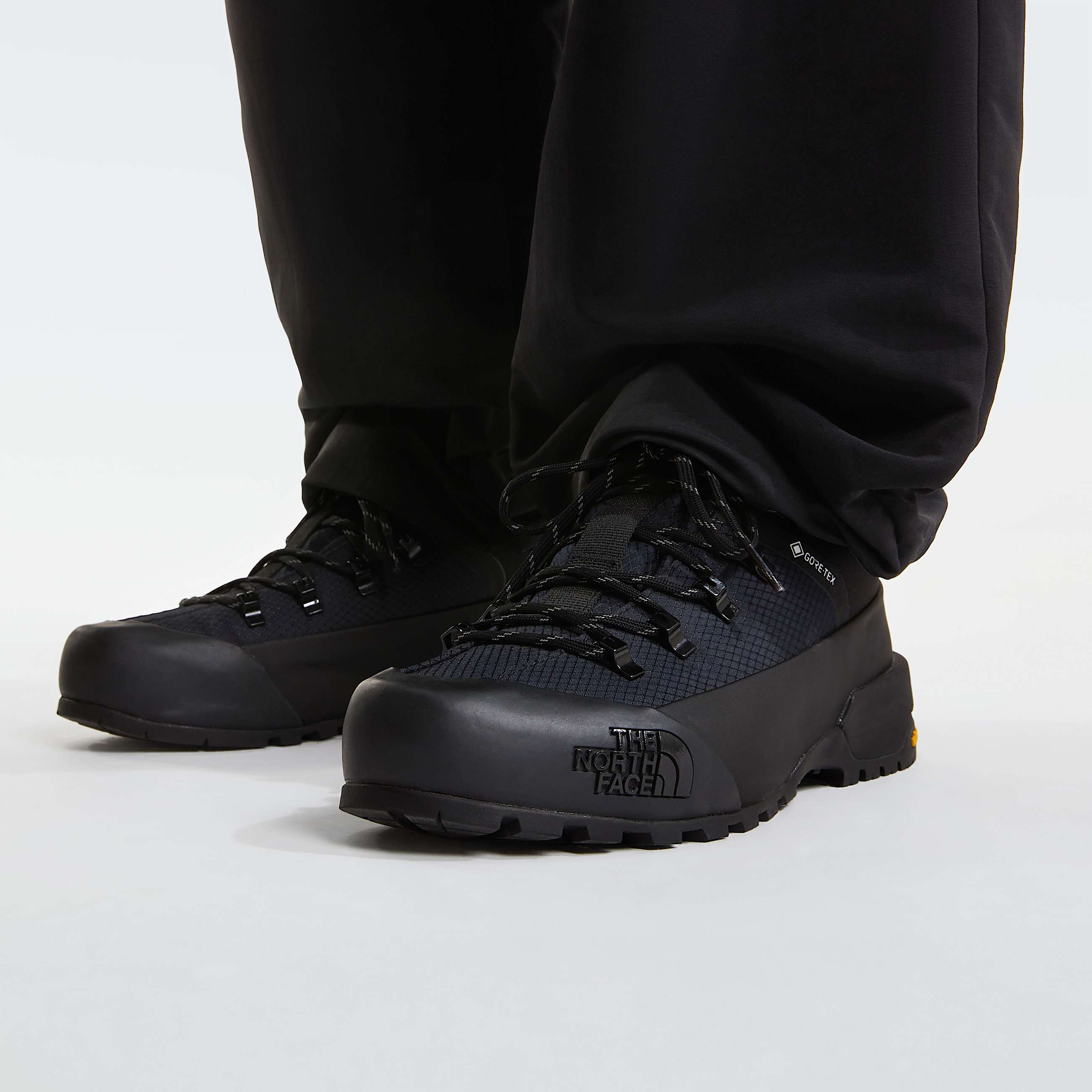 Glenclyffe Low GORETEX Shoes TNF ALT2