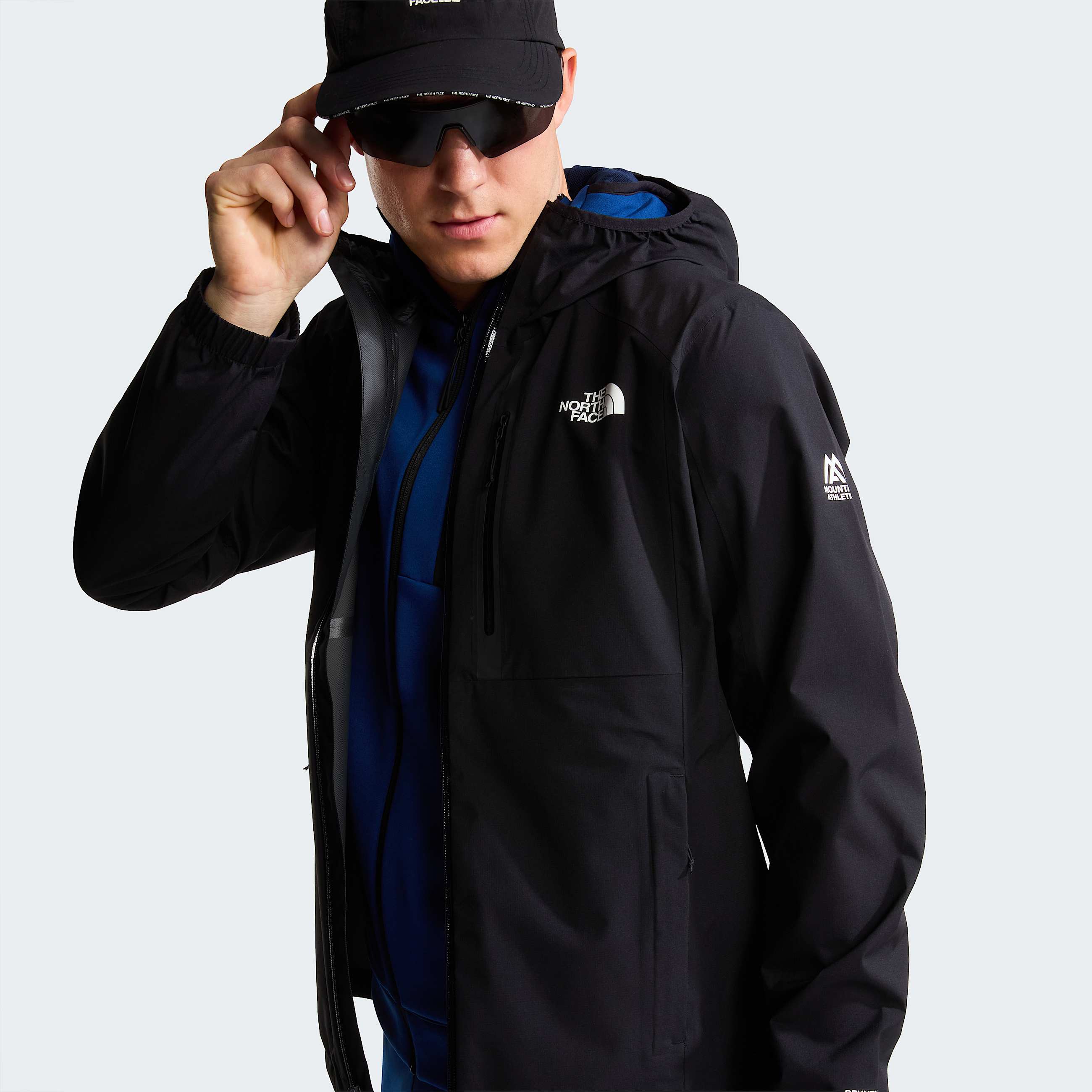 Mens Mountain Athletics Rainlit Hooded Jacket TNF ALT8