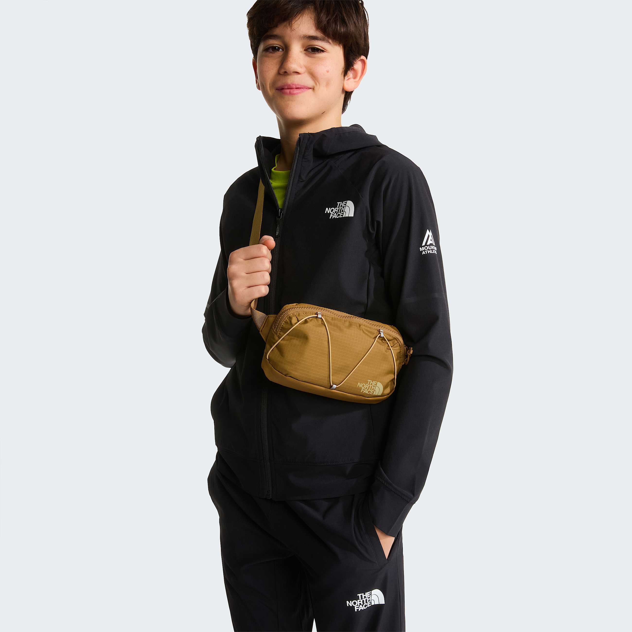 Teens Mountain Athletics Woven Jacket TNF TNF Black ALT8