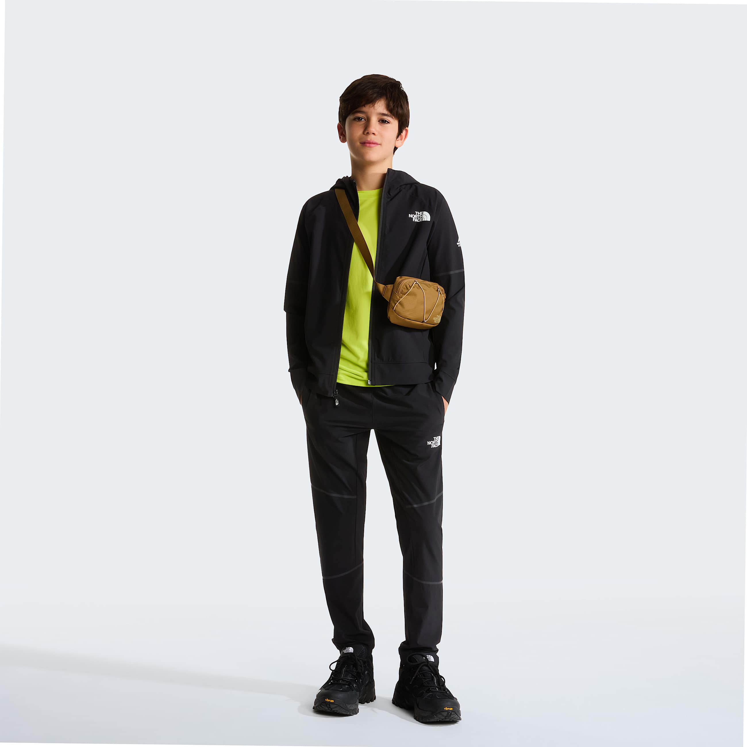 Teens Mountain Athletics Woven Trousers TNF TNF Black ALT1