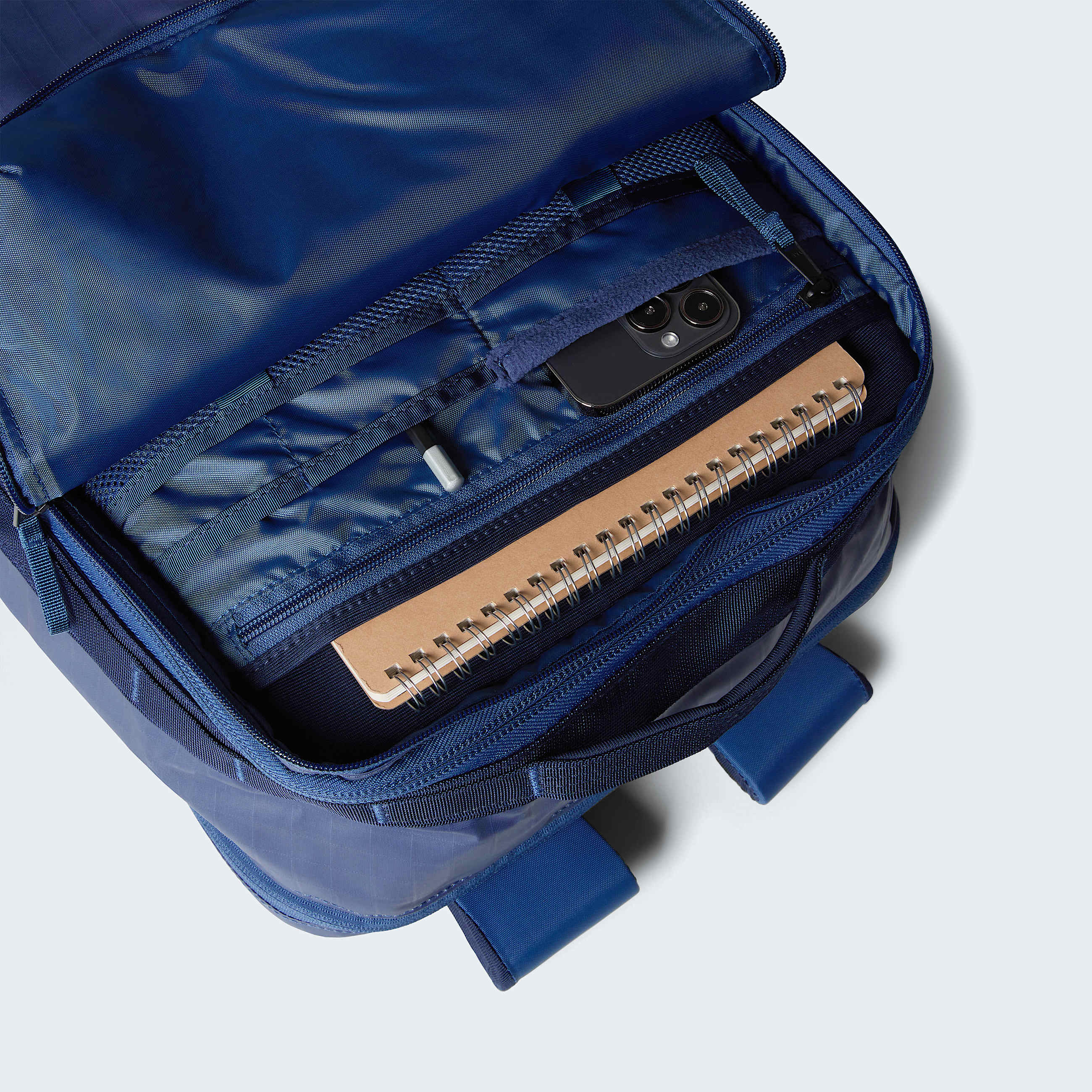 Base Camp Voyager Tagesrucksack  Large TNF Shady BlueSummit Navy ALT4