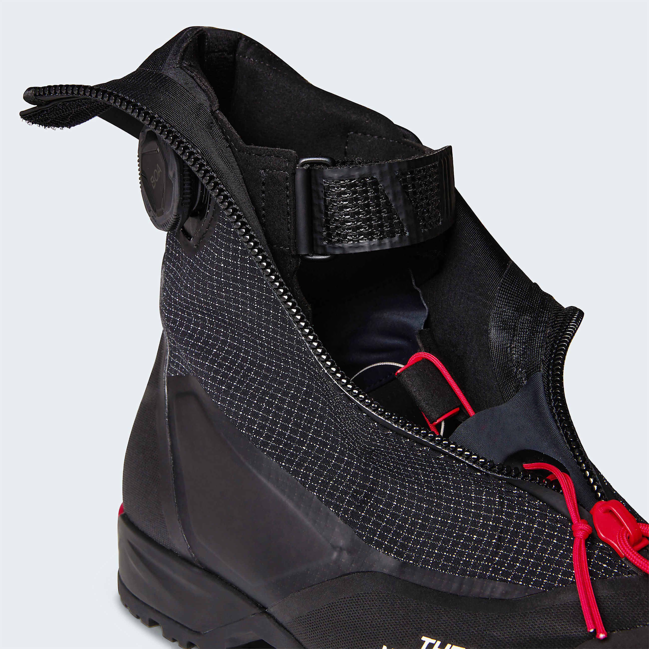 Unisex Summit Verto FA Alpine Climbing Boot TNF ALT14