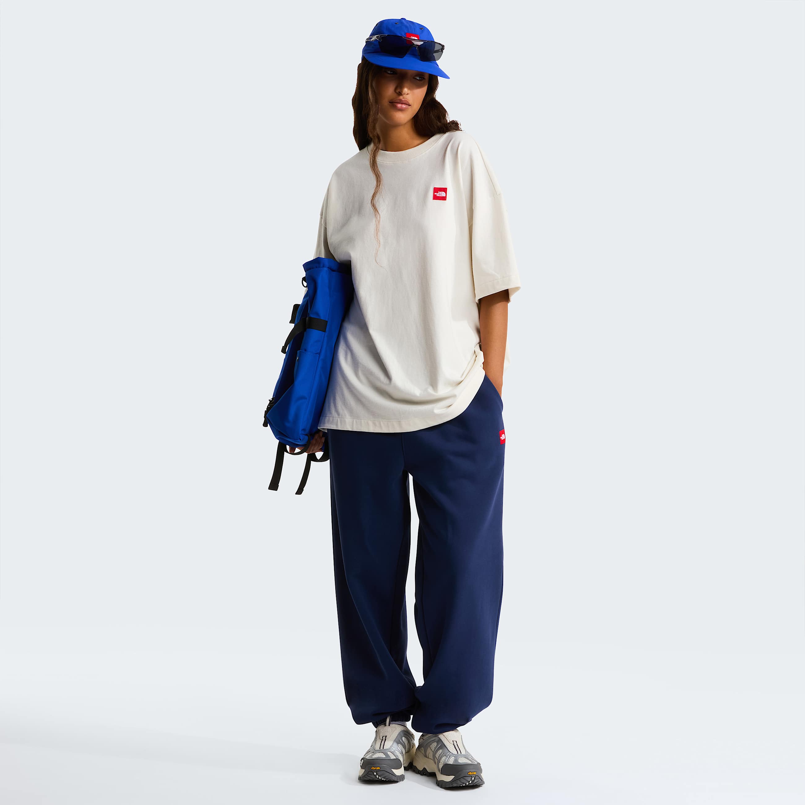 Tshirt de malha Red Box unissexo TNF White Dune ALT2