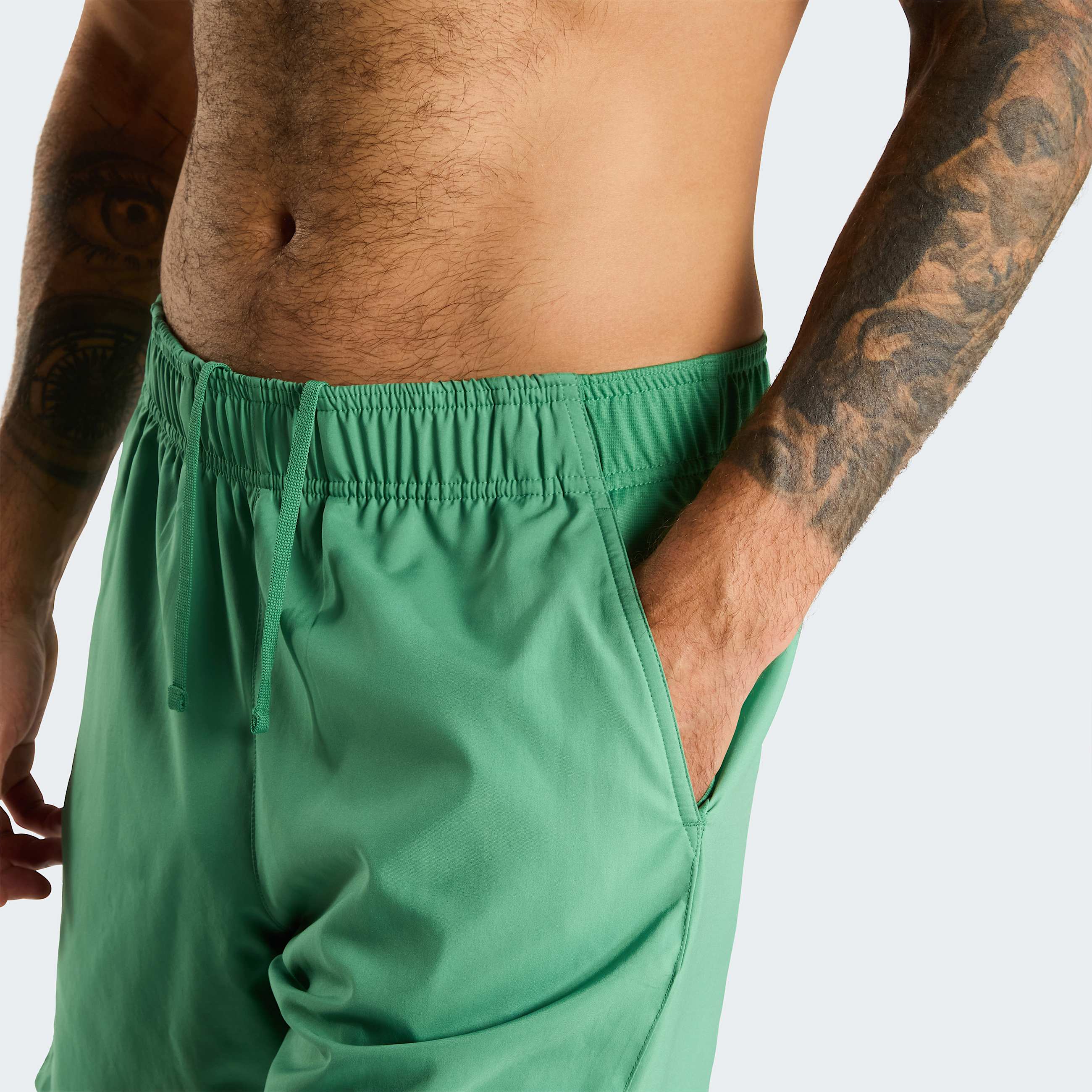 Mens 247 7 Shorts TNF Dimmed Algae ALT4