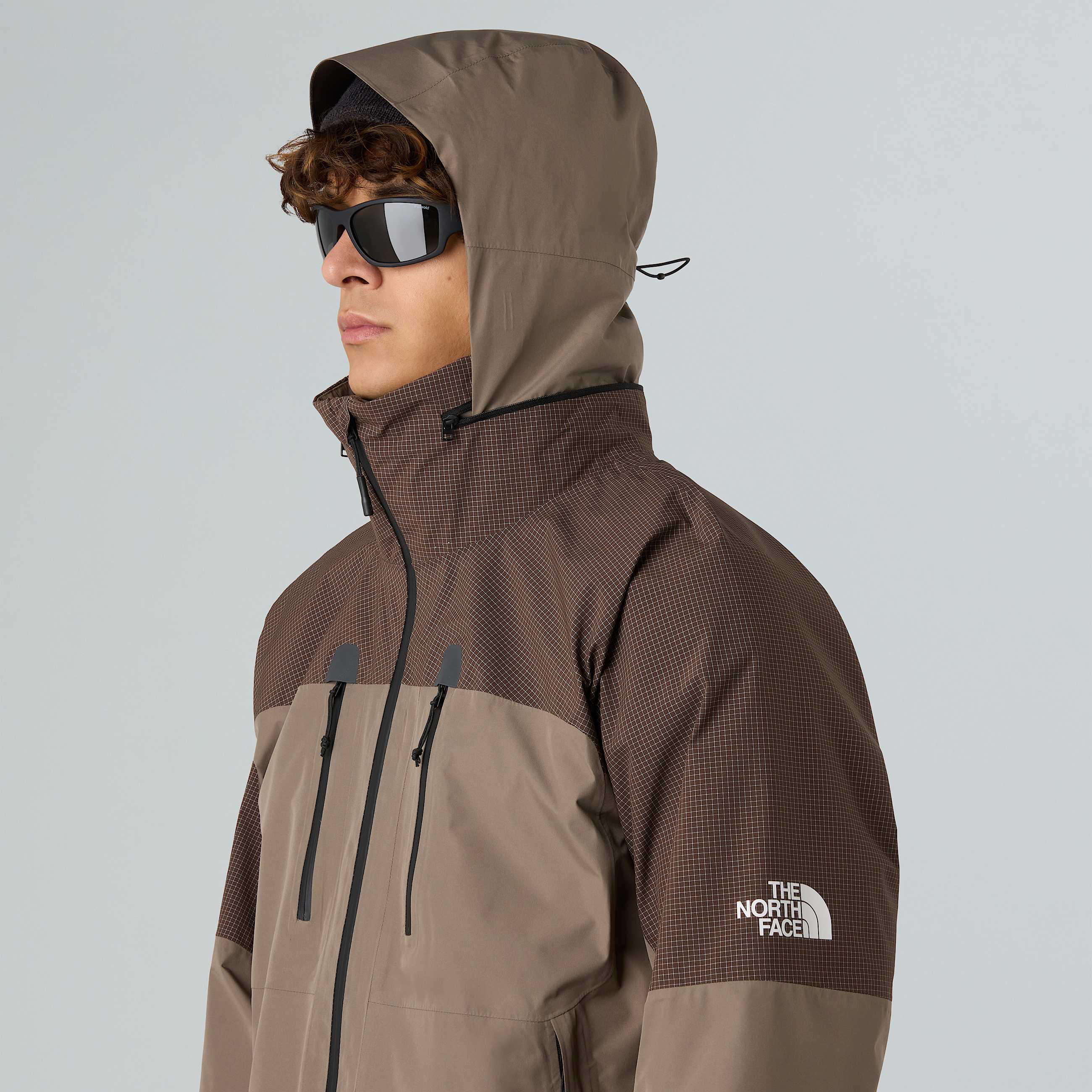 Mens Hike Devils Thumb GORETEX Jacket TNF ALT8