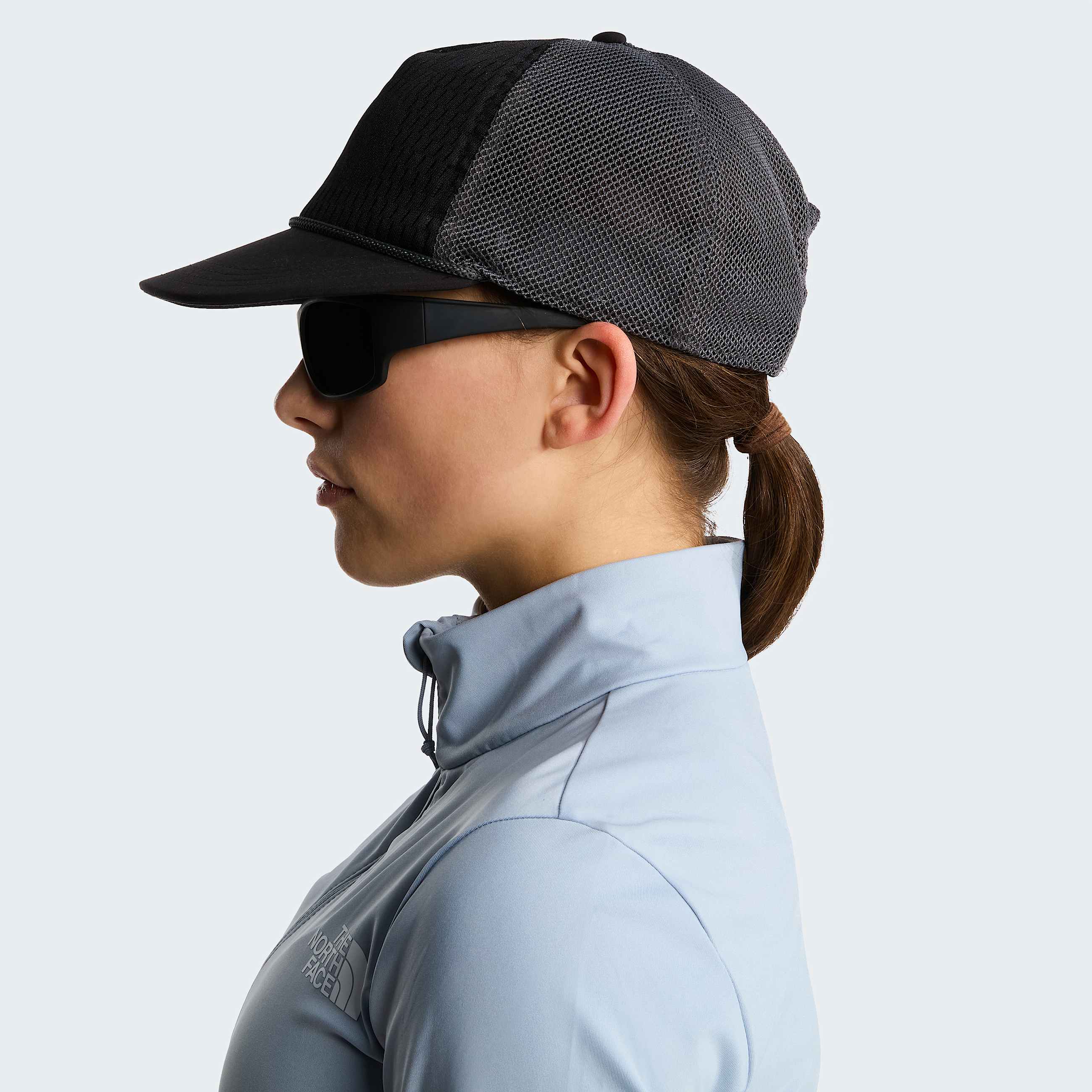 Runner Trucker Cap TNF TNF BlackAnthracite Grey ALT3