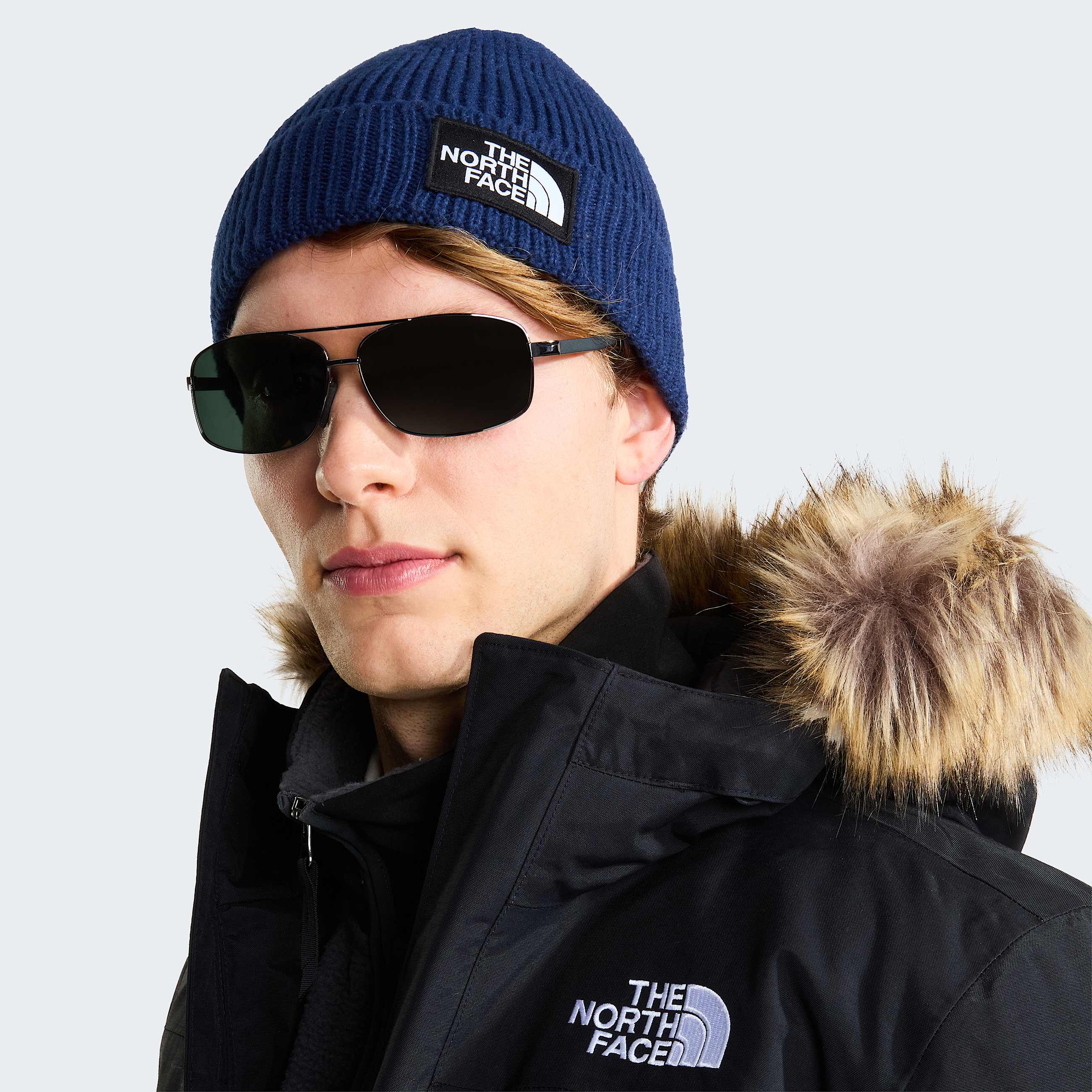 TNF Logo Box Cuffed Beanie TNF Summit Navy ALT1