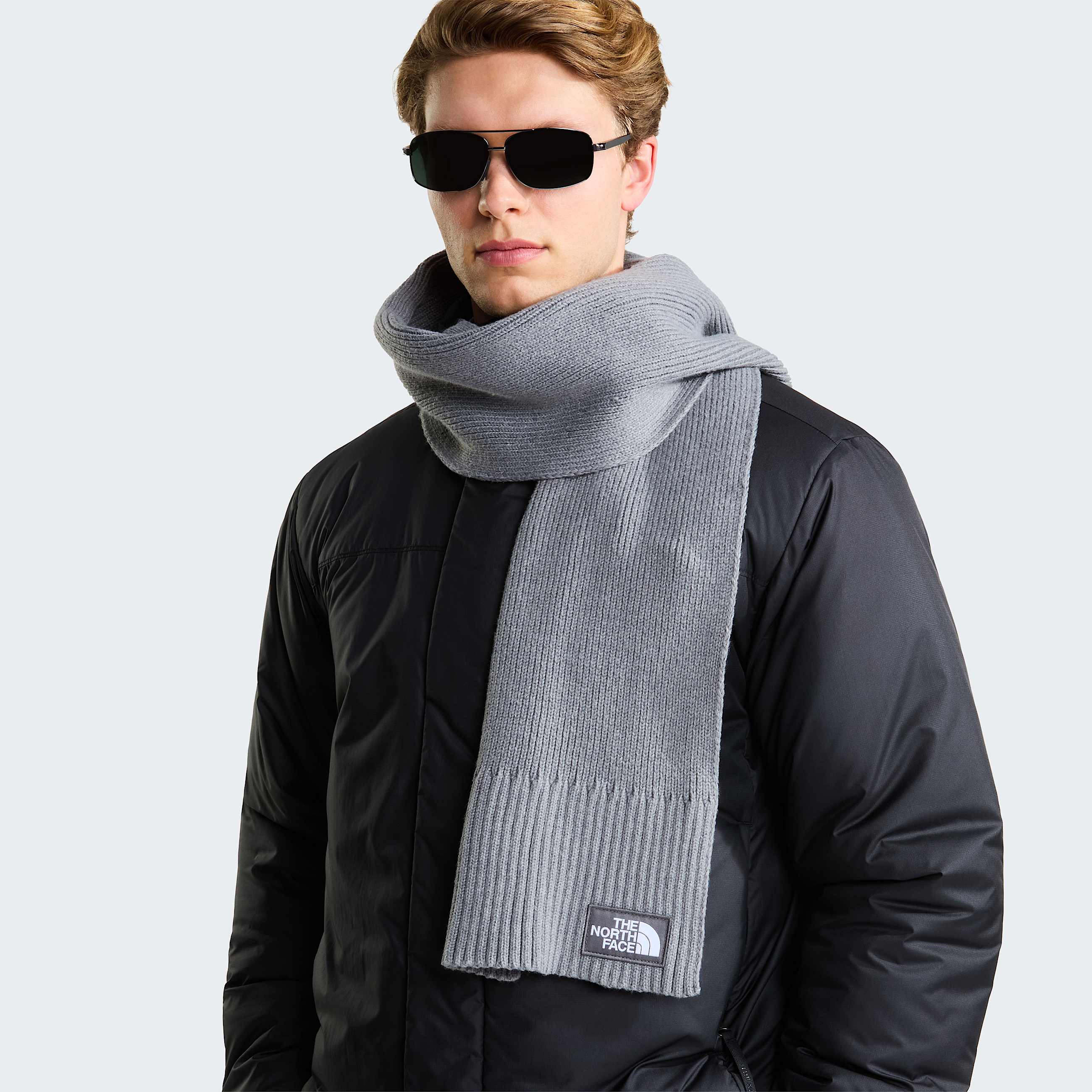 TNF Logo Box Scarf TNF ALT1