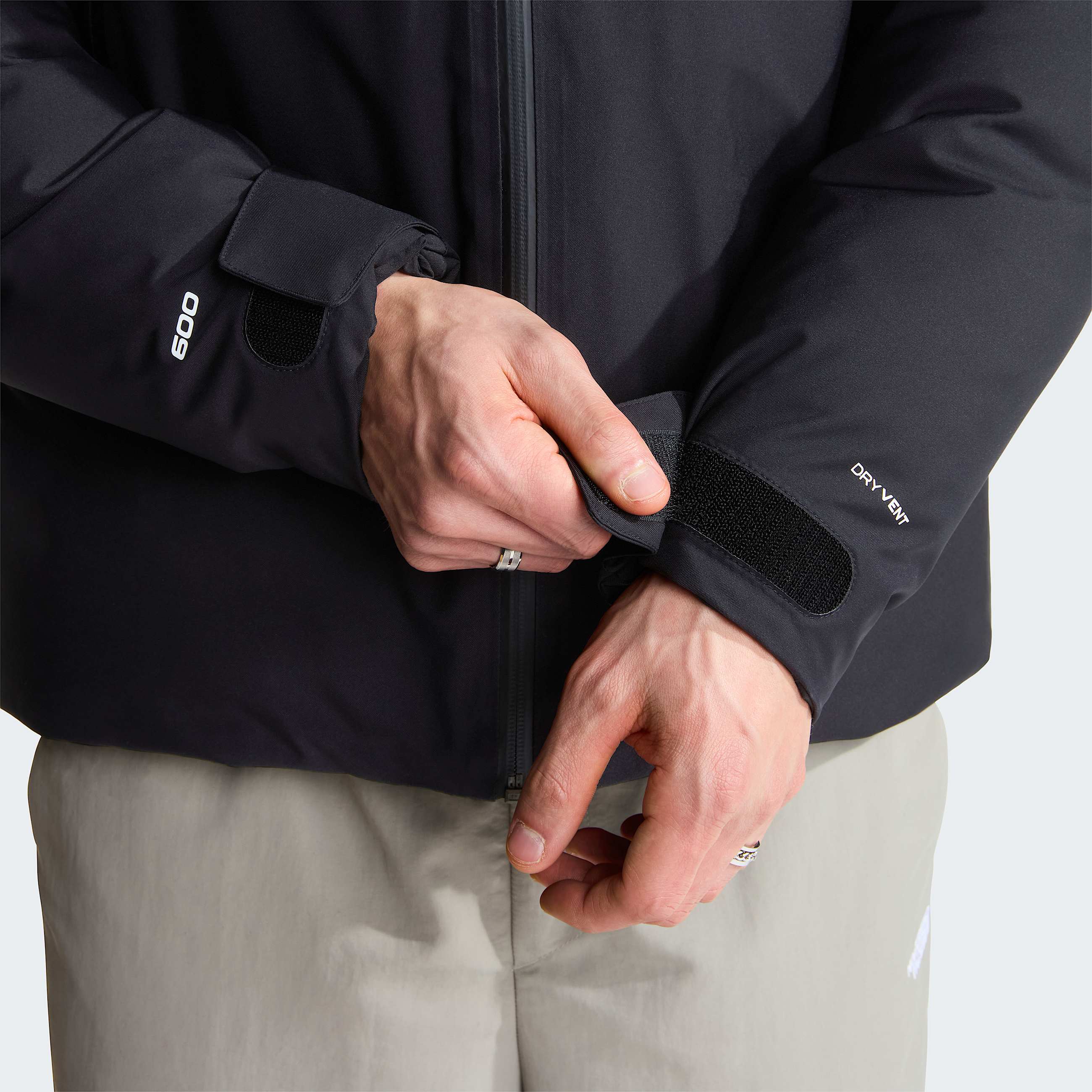 Mens Mountain Range Down Hooded Jacket TNF ALT7