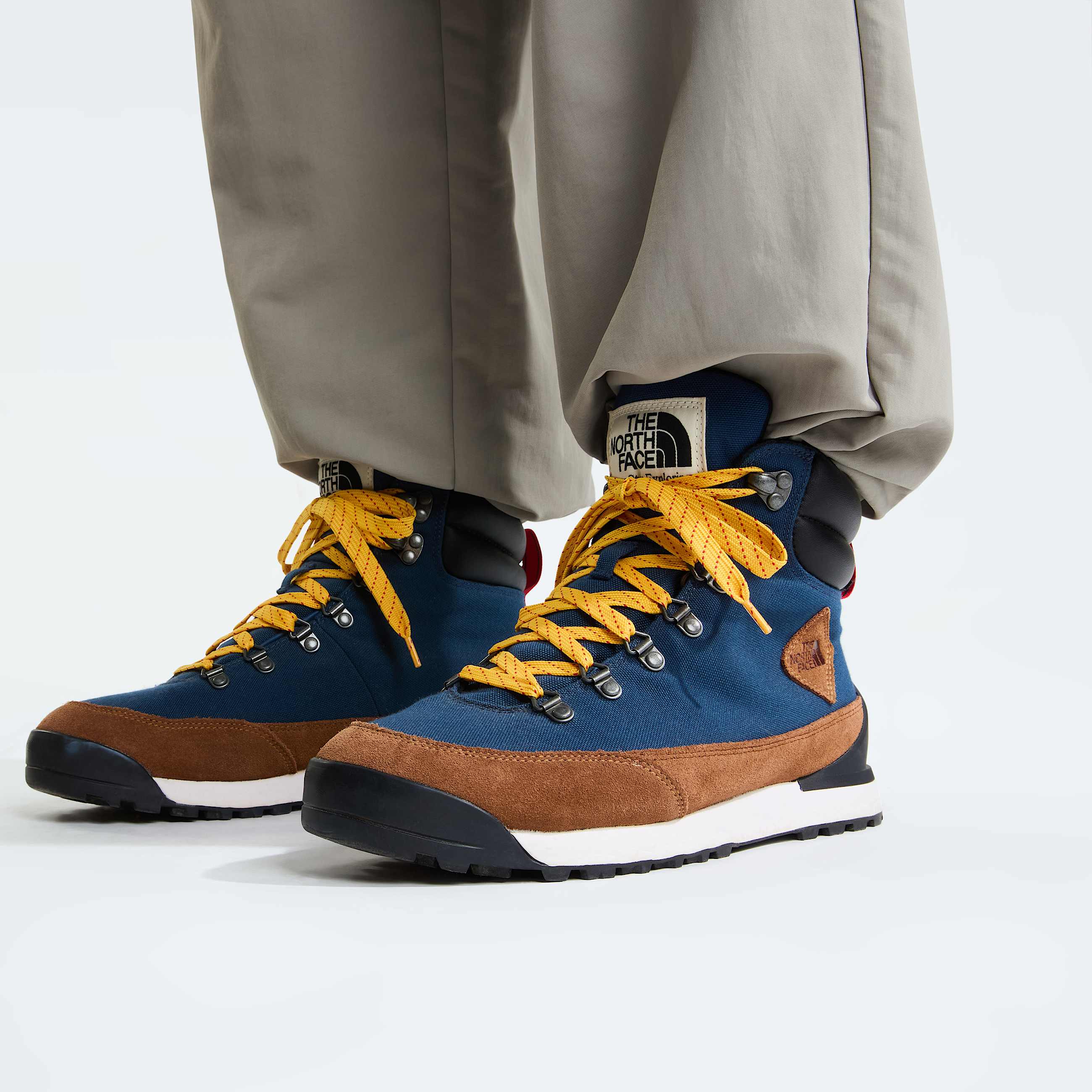 Mens BackToBerkeley IV Textile Lifestyle Boots TNF ALT2