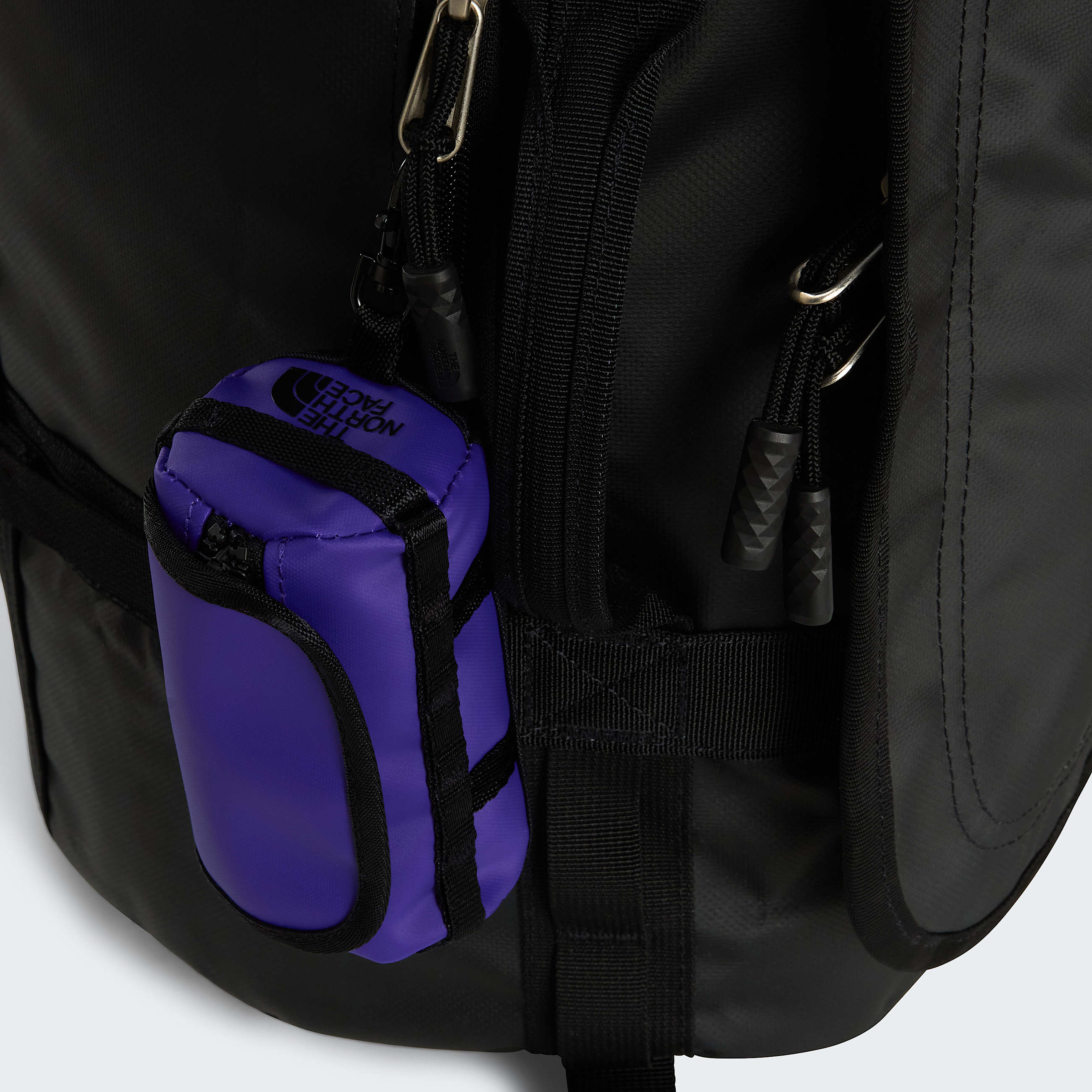 Mini sac duffel Base Camp TNF Peak Purple ALT4