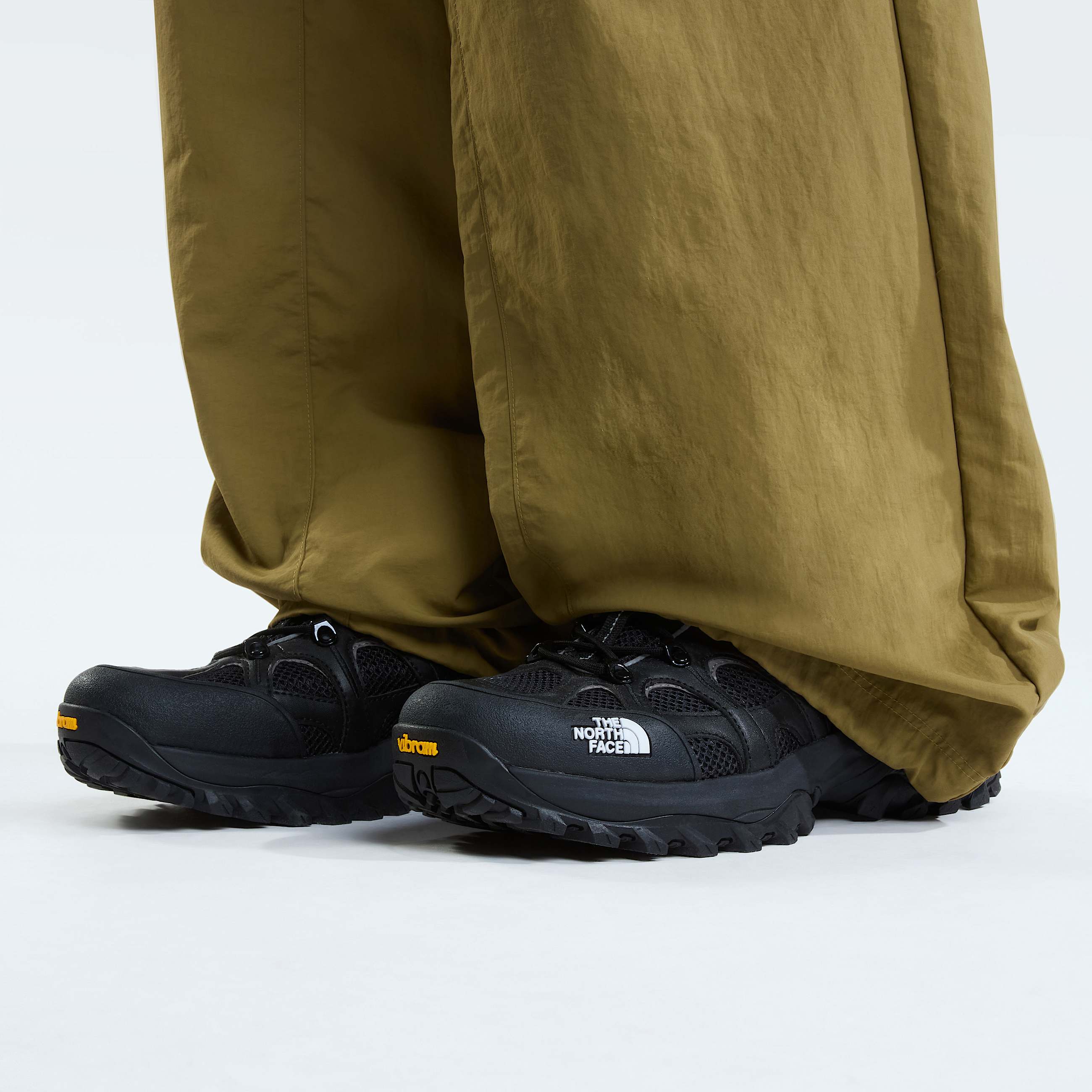 Hedgehog 06 RVST GORETEX Shoes TNF ALT4