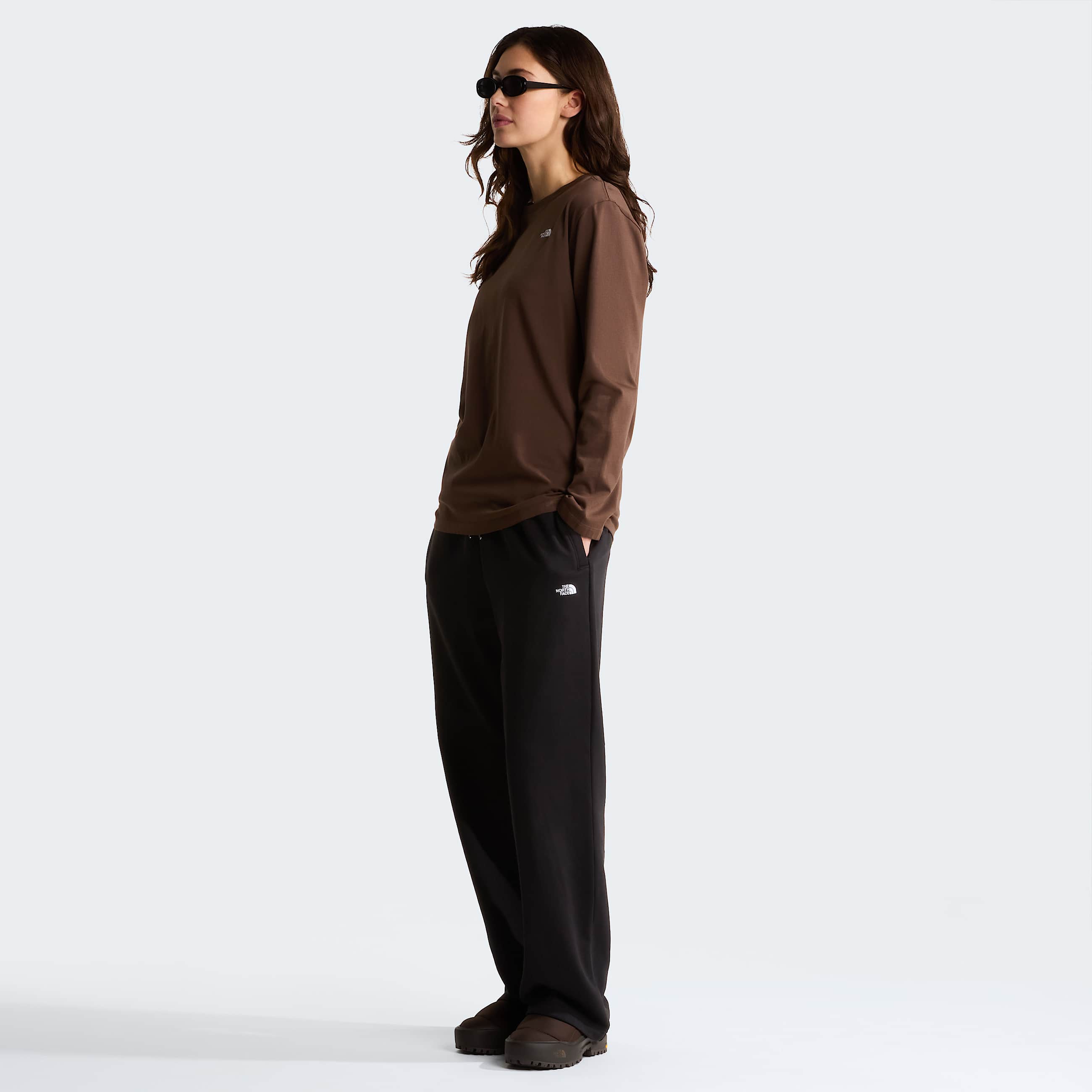Tshirt a manica lunga TNF Essential Simple Dome Relaxed da donna TNF ALT1