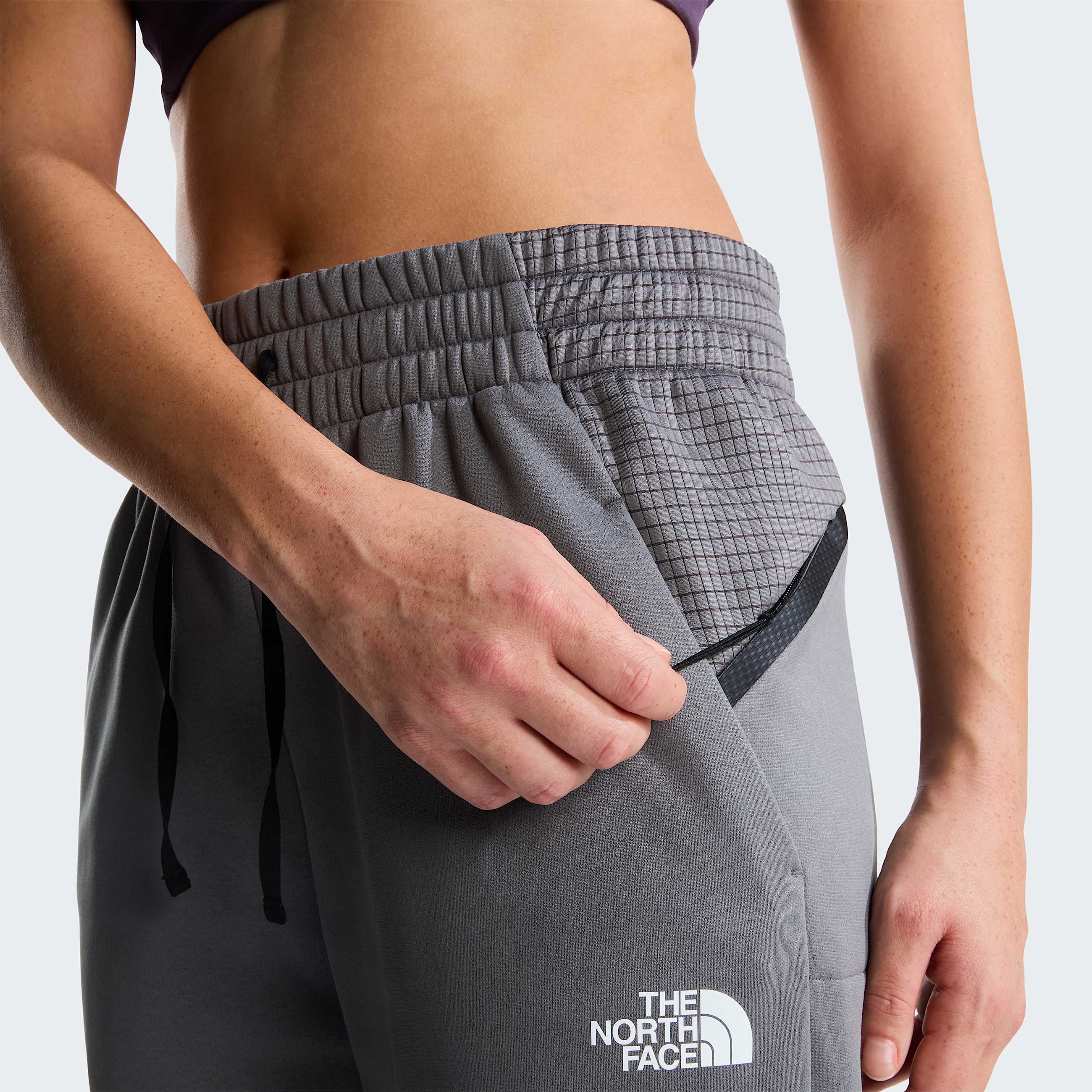 Womens  Mountain Athletics Fleece Joggers 20 TNF ALT4