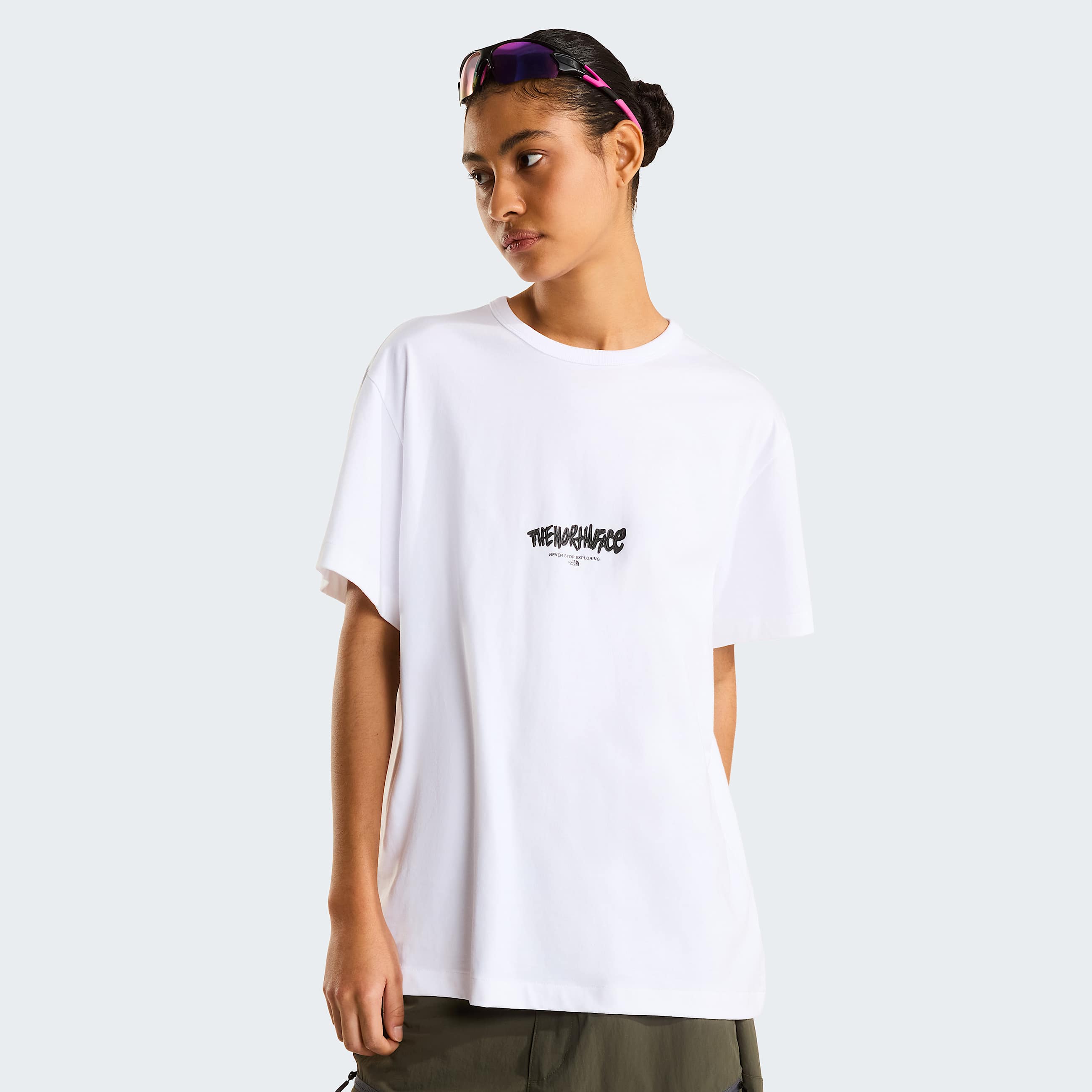 Unisex TNF Tag Logo Play TShirt mit lockerer Passform TNF ALT13