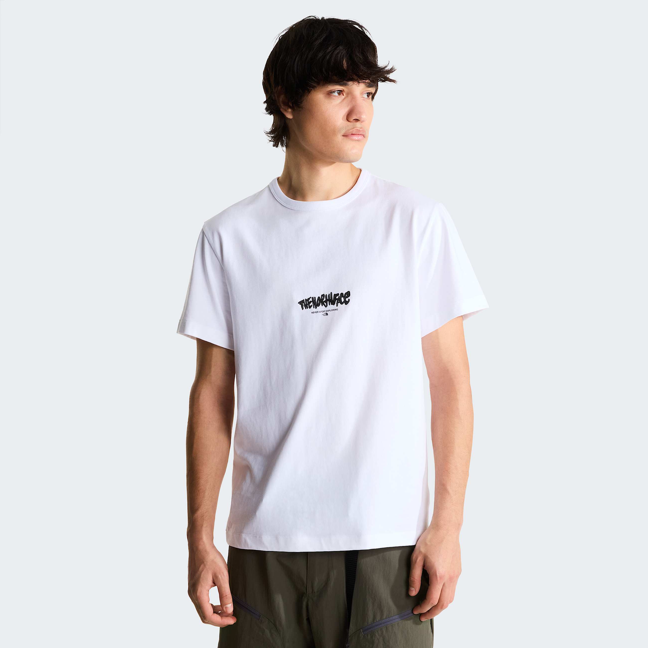 Unisex TNF Tag Logo Play TShirt mit lockerer Passform TNF ALT3