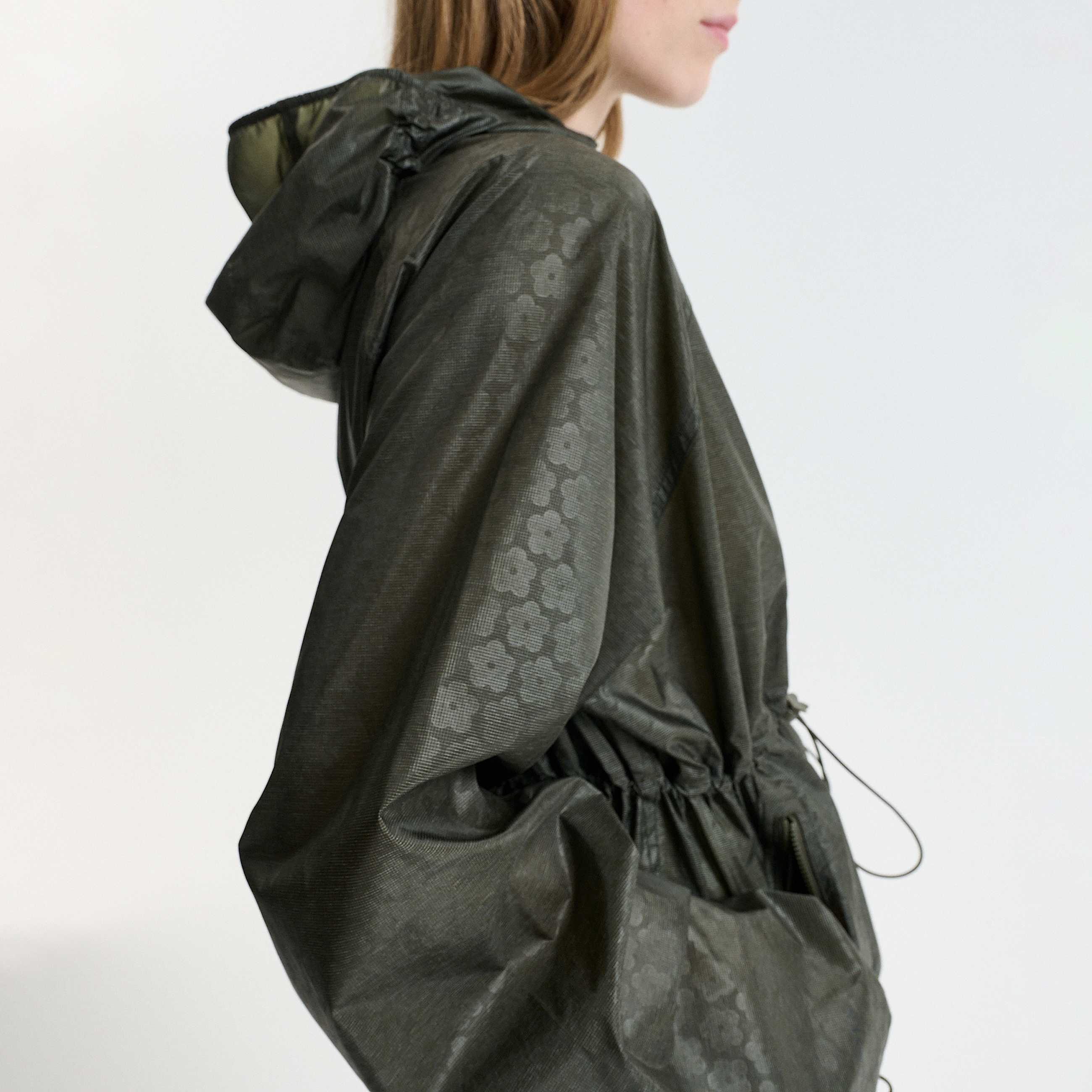 TNF X Cecilie Bahnsen Pullover Wind Jacket Marlowe TNF ALT2