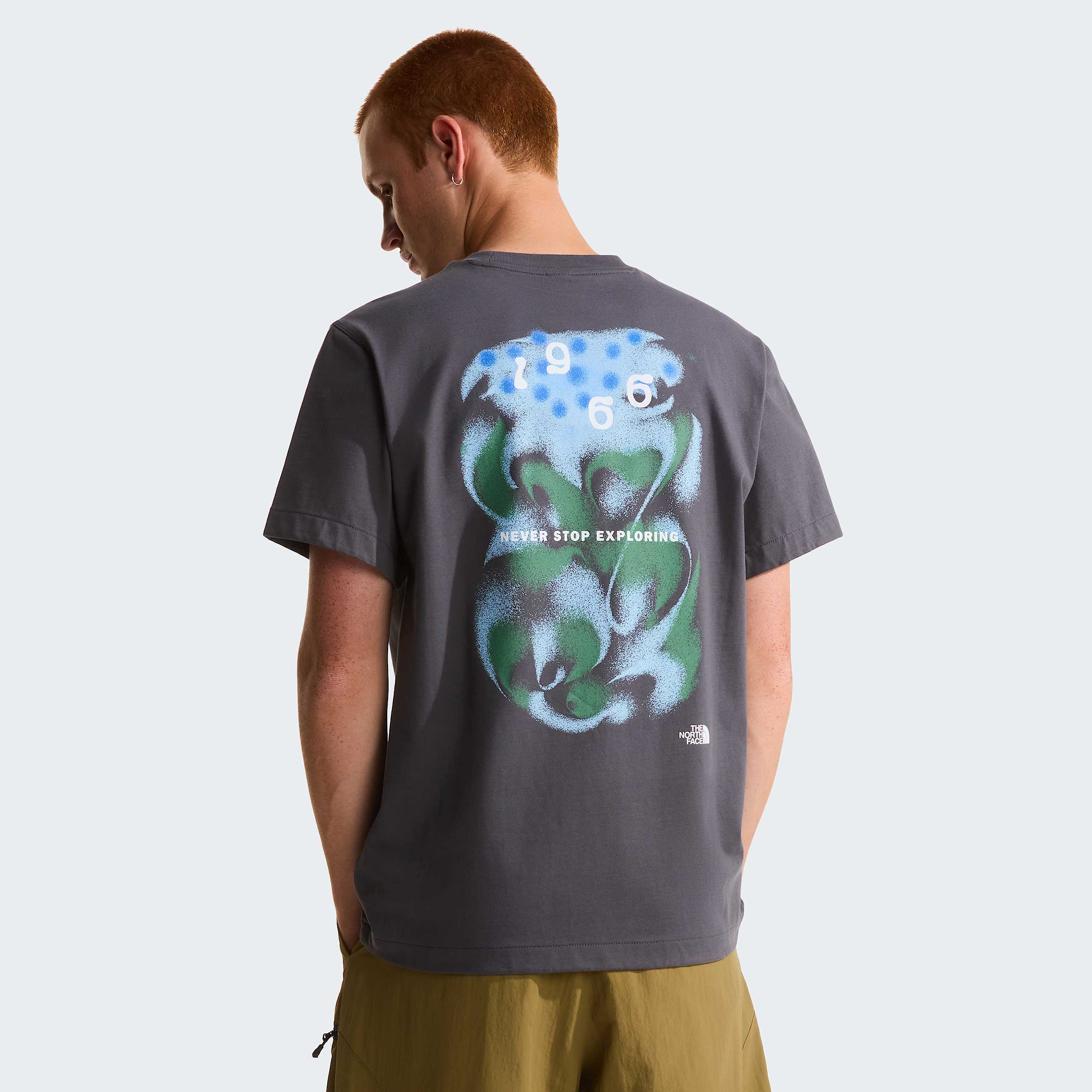 1966 Motion relaxt geschnittenes TShirt mit Grafik Unisex TNF Anthracite Grey ALT3
