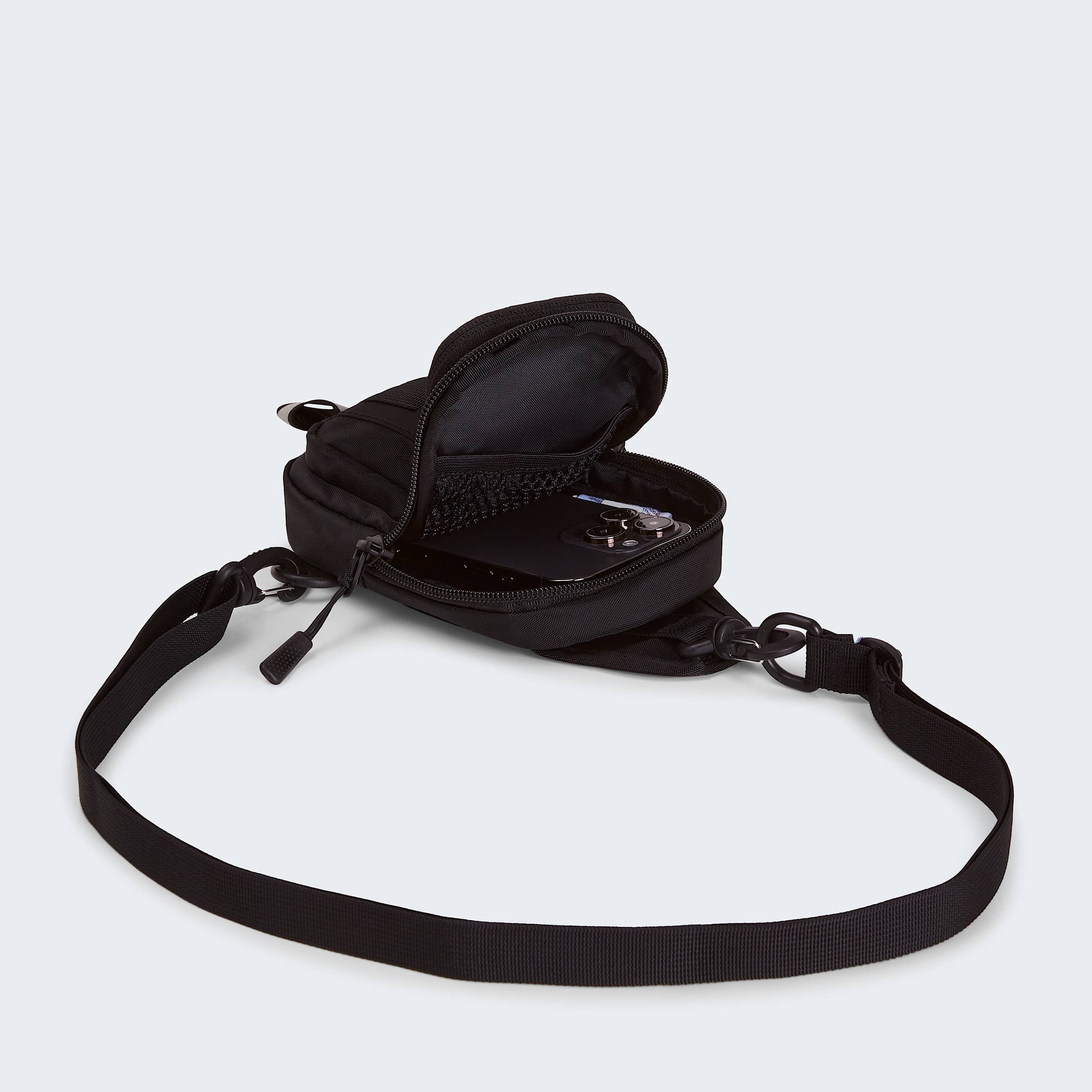 Hot Shot Umhngetasche TNF ALT4