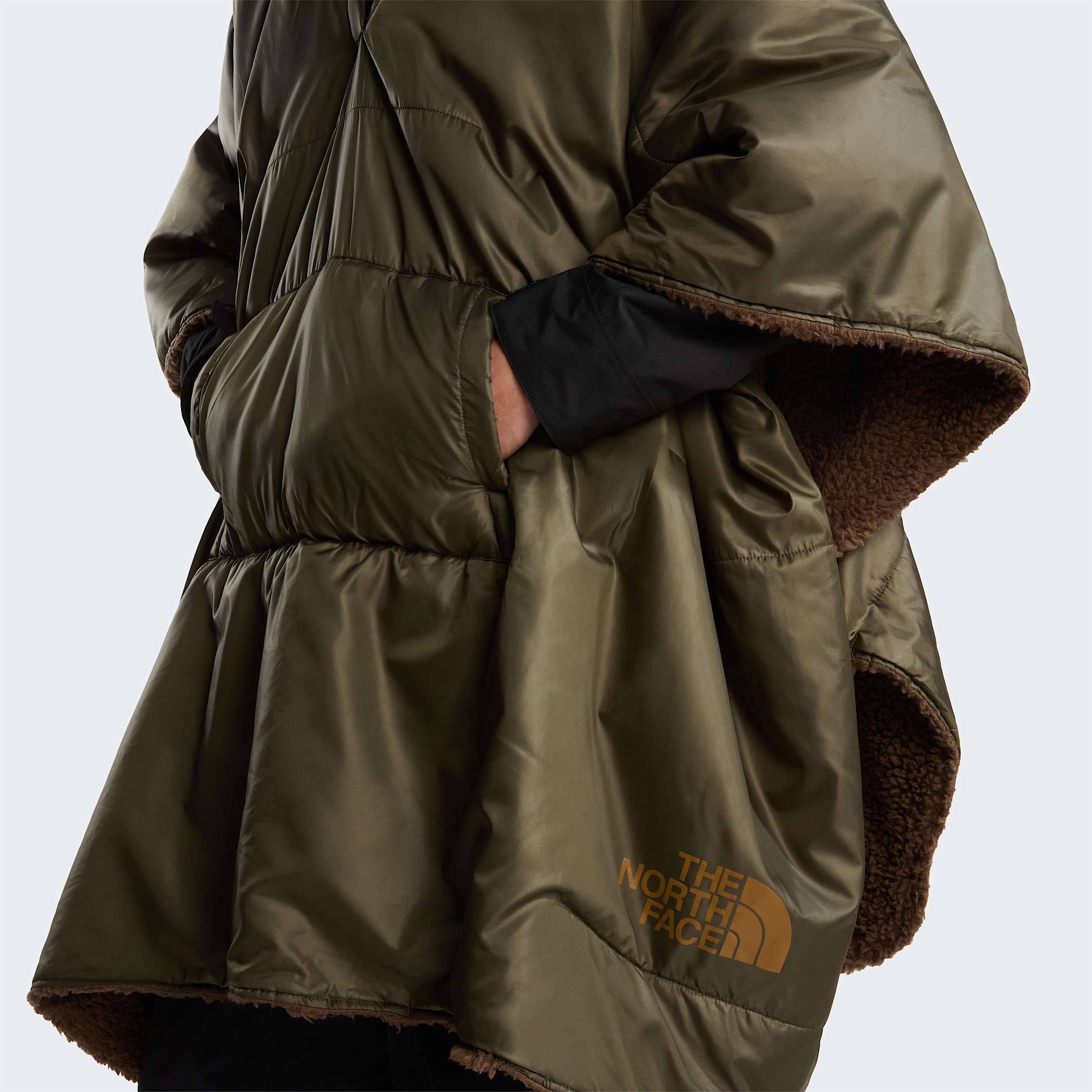 Fuzzy Blanket Wawona TNF ALT9