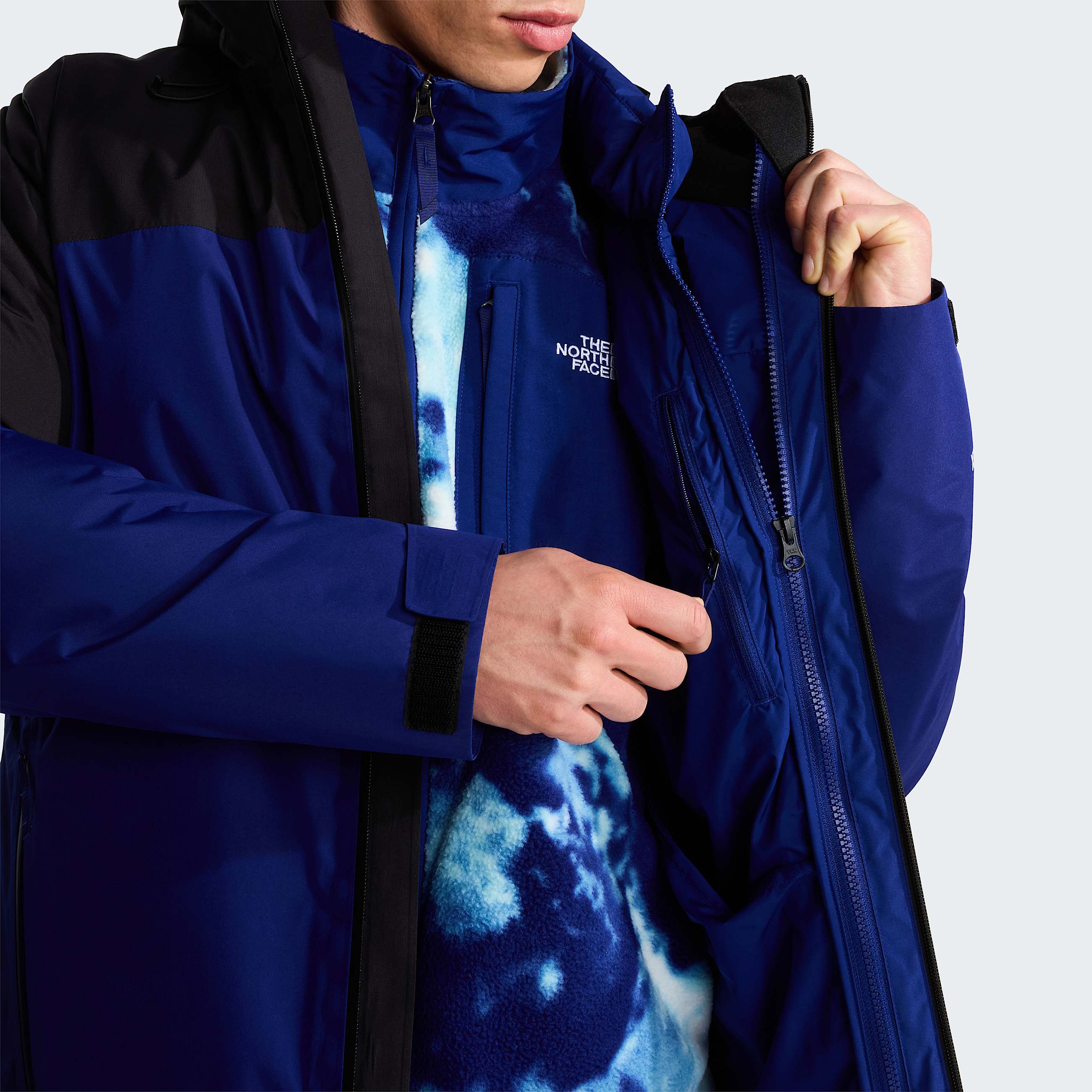 Mens Mountain Light Triclimate 3in1 GORETEX Jacket TNF Bold BlueTNF Black ALT12