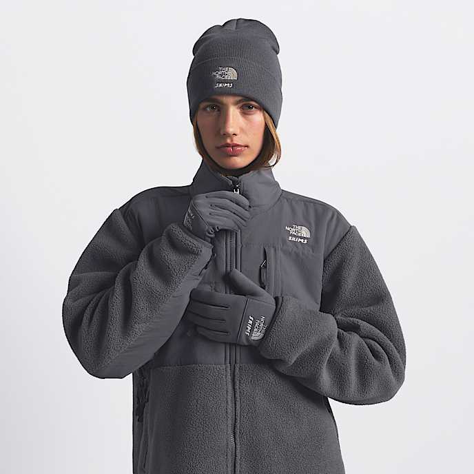 The North Face X SKIMS Gloves TNF SK Gunmetal HERO