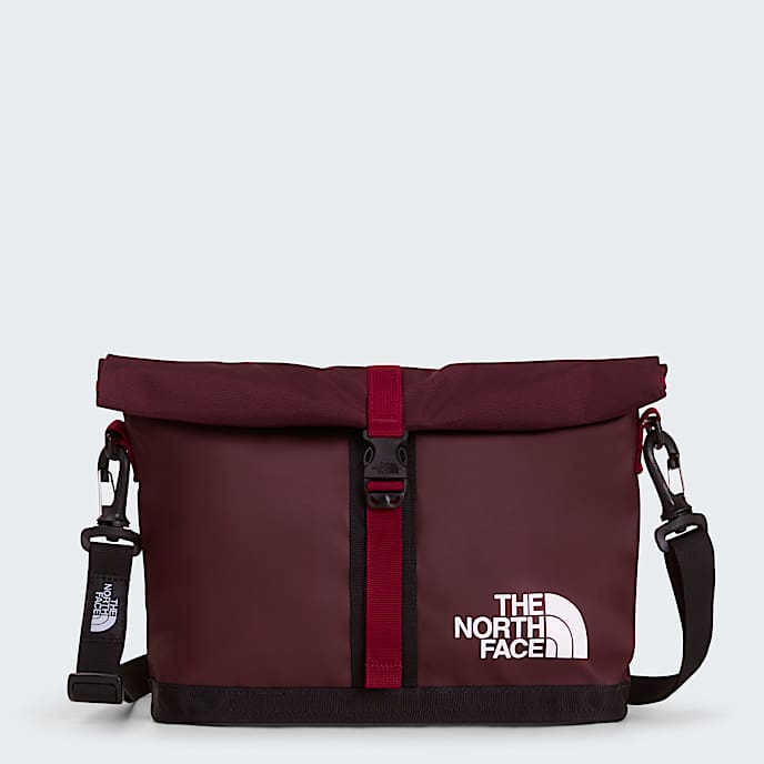 Base Camp Shoulder Bag TNF Deep BurgundyTNF BlackBurgundy Crush HERO