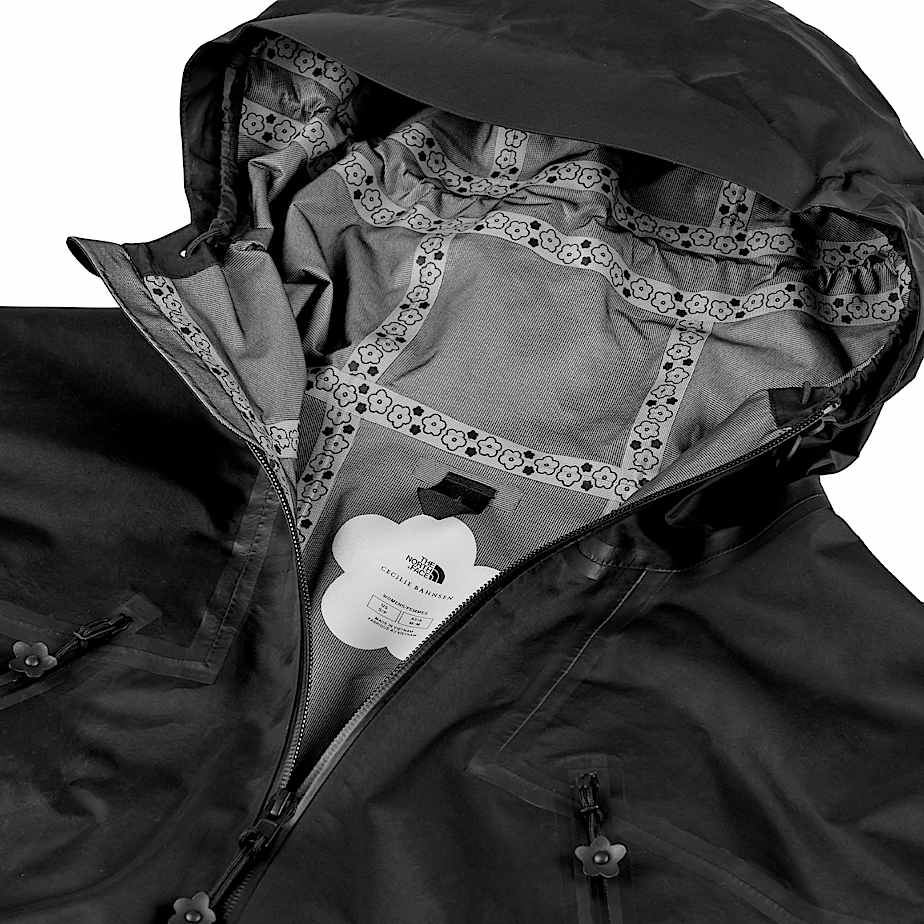 TNF X Cecilie Bahnsen Fiona Short Mountain Jacket TNF ALT3